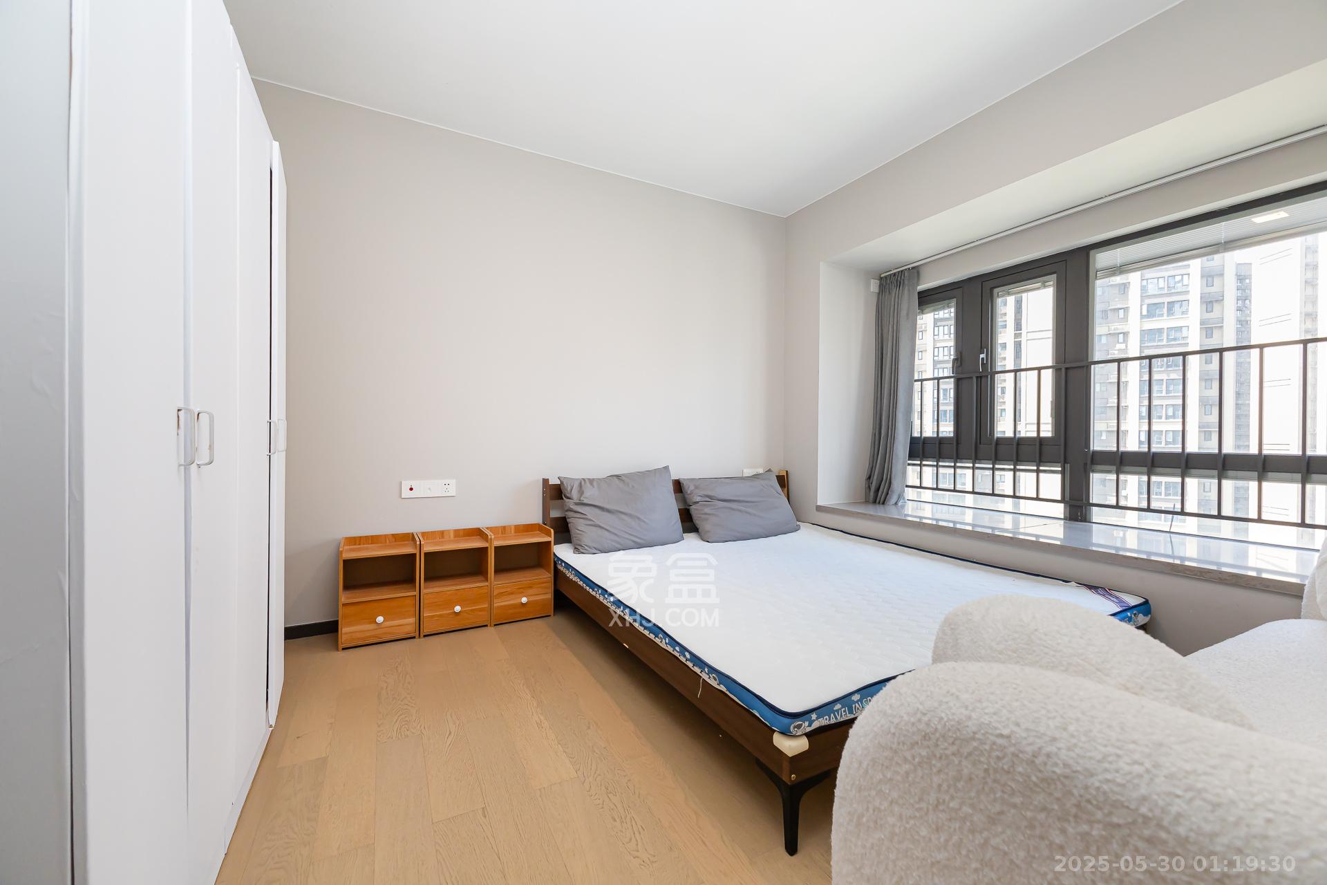 时代倾城.时代遇见  4室2厅2卫    104.5万 时代倾城.时代遇见  4室2厅2卫    104.5万卧室