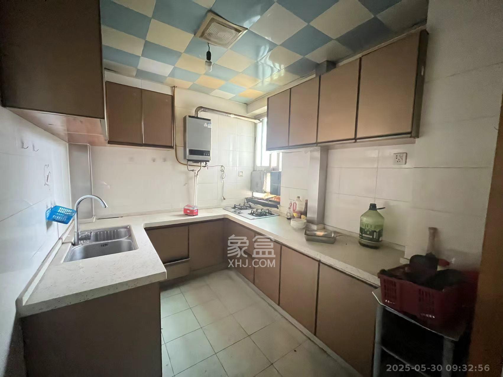 新世纪家园 3室2厅1卫 2200.0元/月 新世纪家园 3室2厅1卫 2200.0元/月室内图