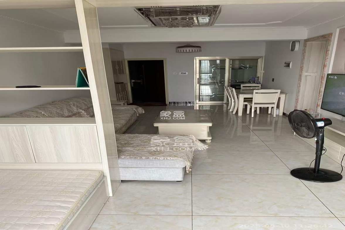 湘楚华庭 2室2厅1卫 2000.0元/月 湘楚华庭 2室2厅1卫 2000.0元/月室内图