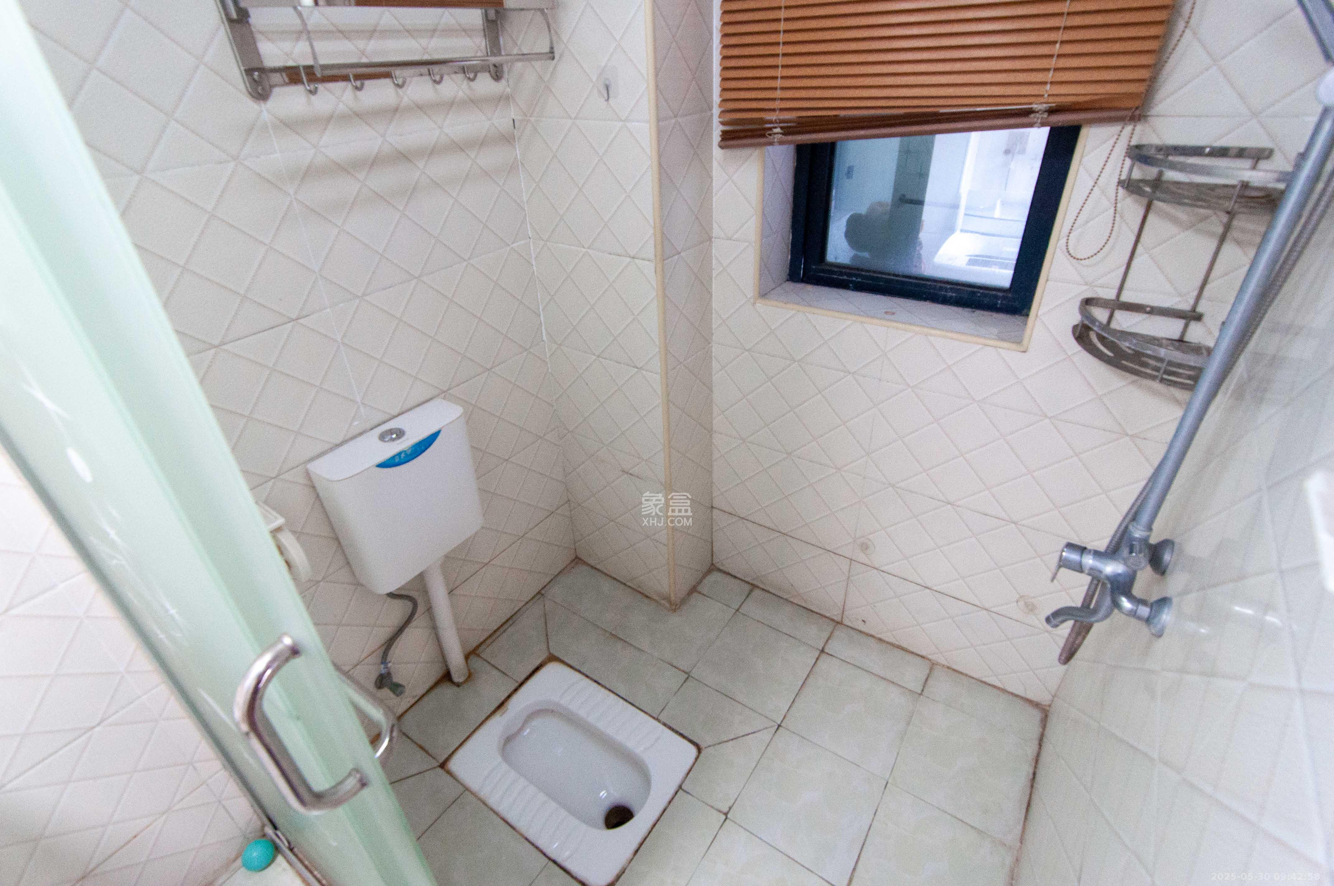 中建梅溪湖中心  3室2厅2卫    126.8万 中建梅溪湖中心  3室2厅2卫    126.8万卫生间