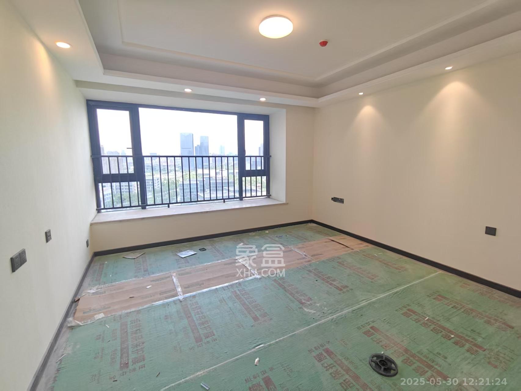 绿地V岛 5室2厅3卫 10000.0元/月 绿地V岛 5室2厅3卫 10000.0元/月室内图