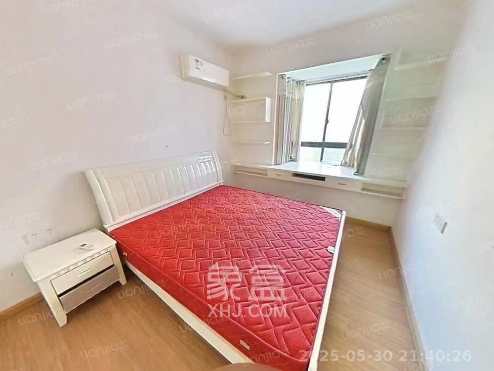 标志浪漫满屋（枫景公寓）  2室2厅1卫   1700.00元/月室内图