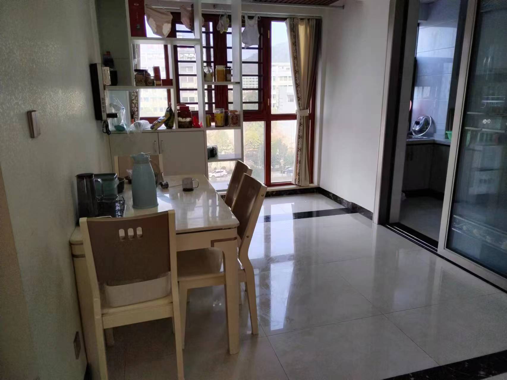 百弘学府城 3室2厅2卫 1800.0元/月 百弘学府城 3室2厅2卫 1800.0元/月室内图