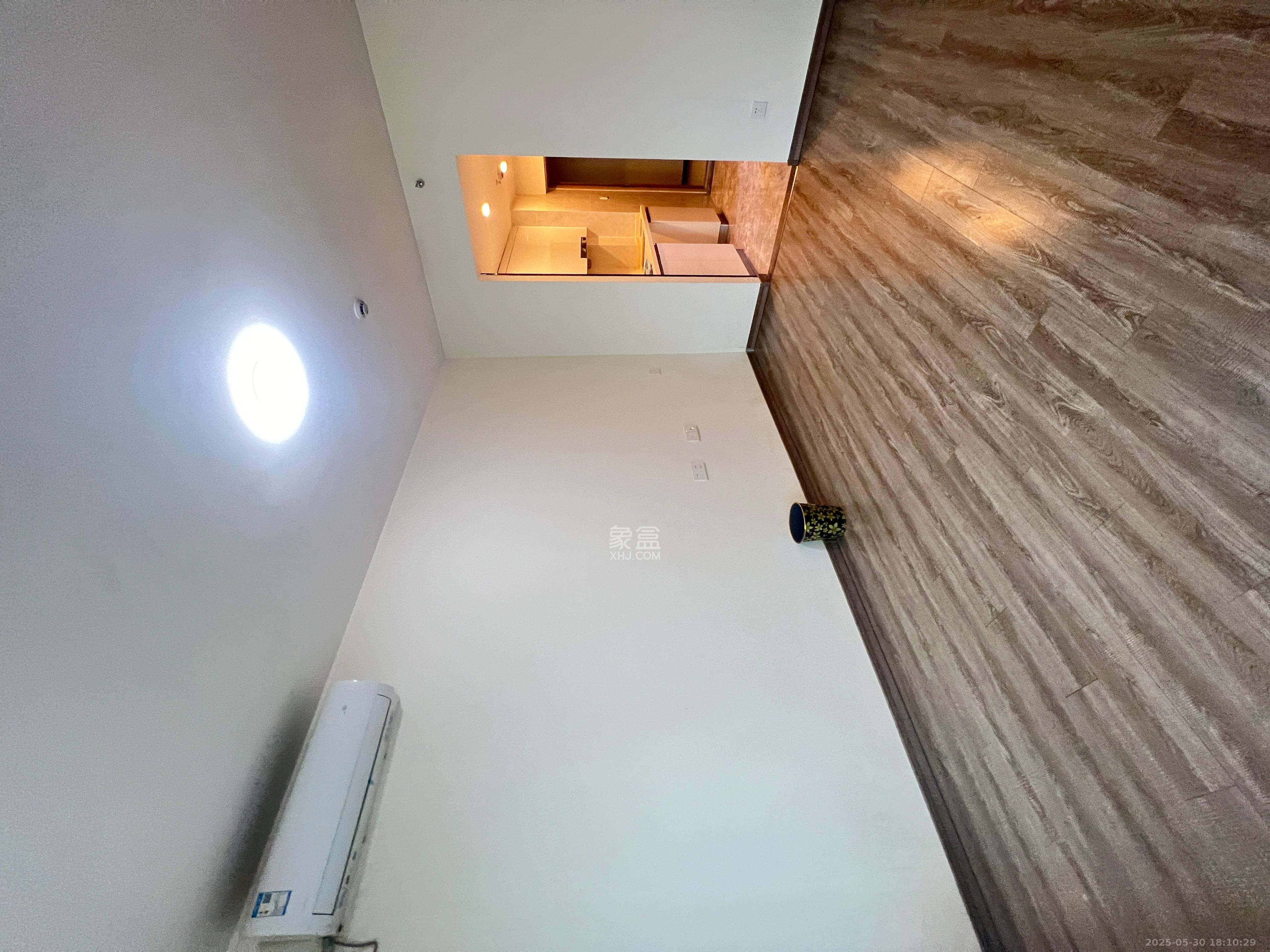 卓越浅水湾  1室0厅0卫   1250.00元/月室内图1