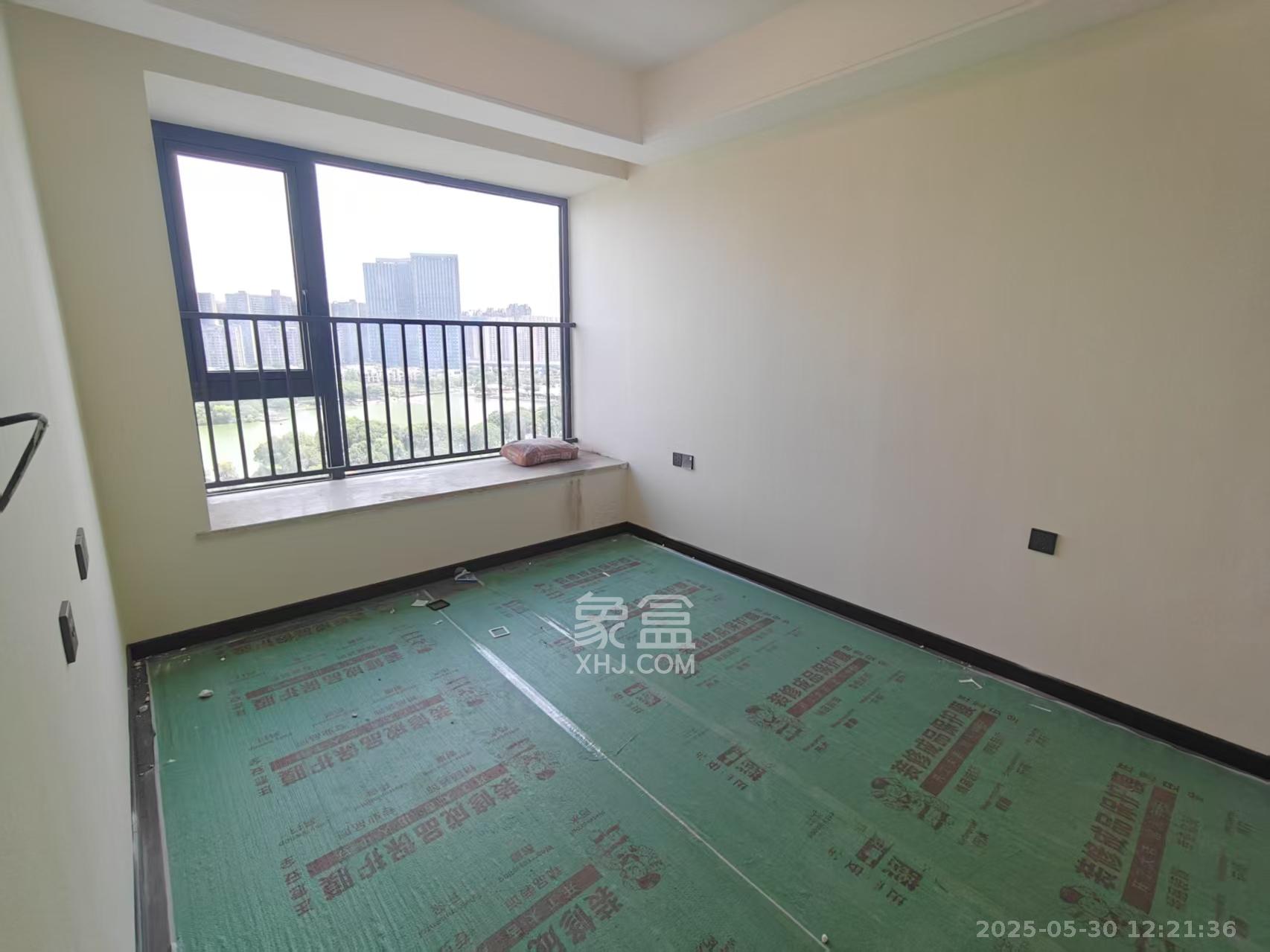 绿地V岛 5室2厅3卫 10000.0元/月 绿地V岛 5室2厅3卫 10000.0元/月室内图