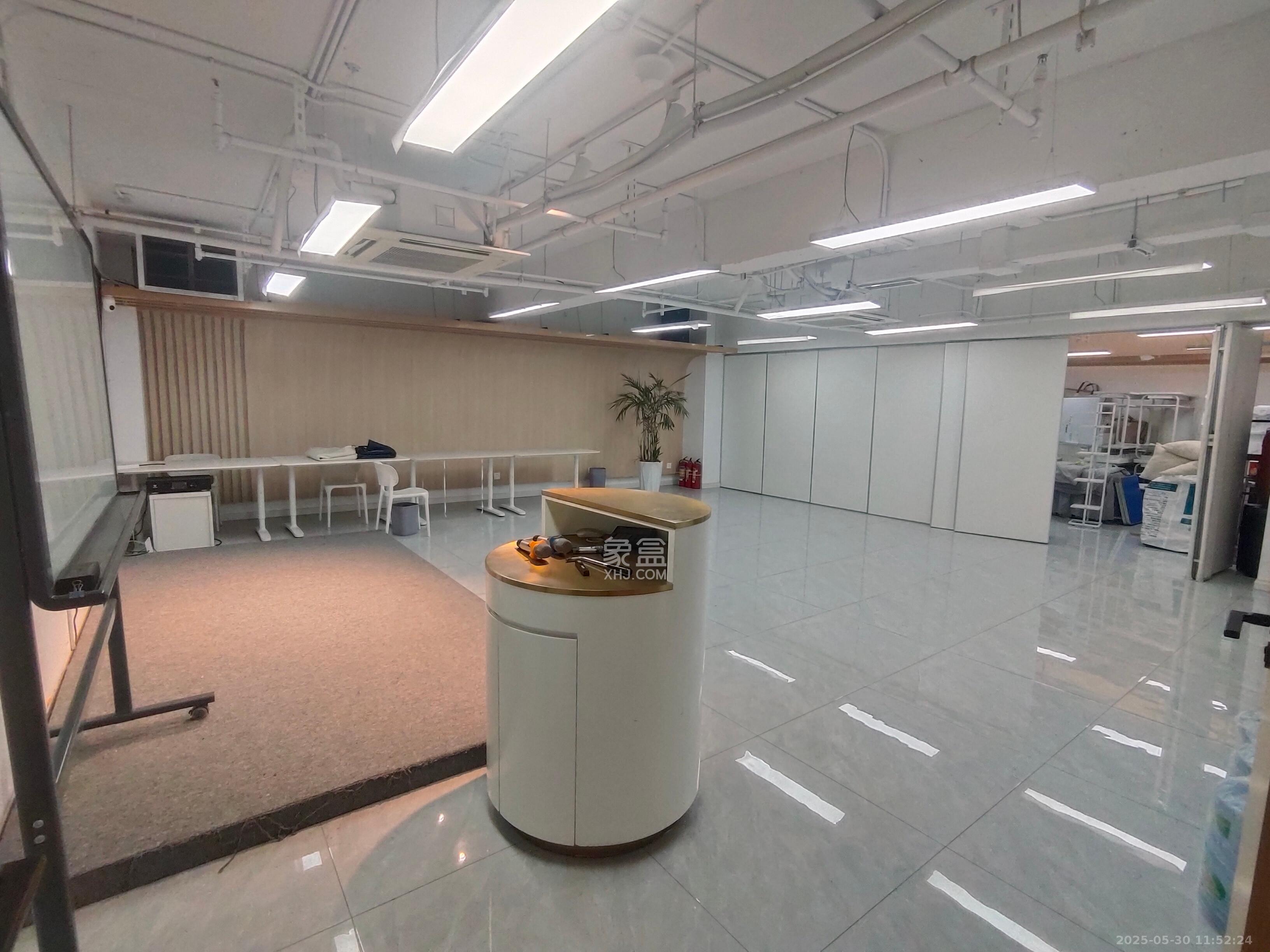 荟聚之光  1室0厅0卫    6000.0元/月 荟聚之光  1室0厅0卫    6000.0元/月室内图