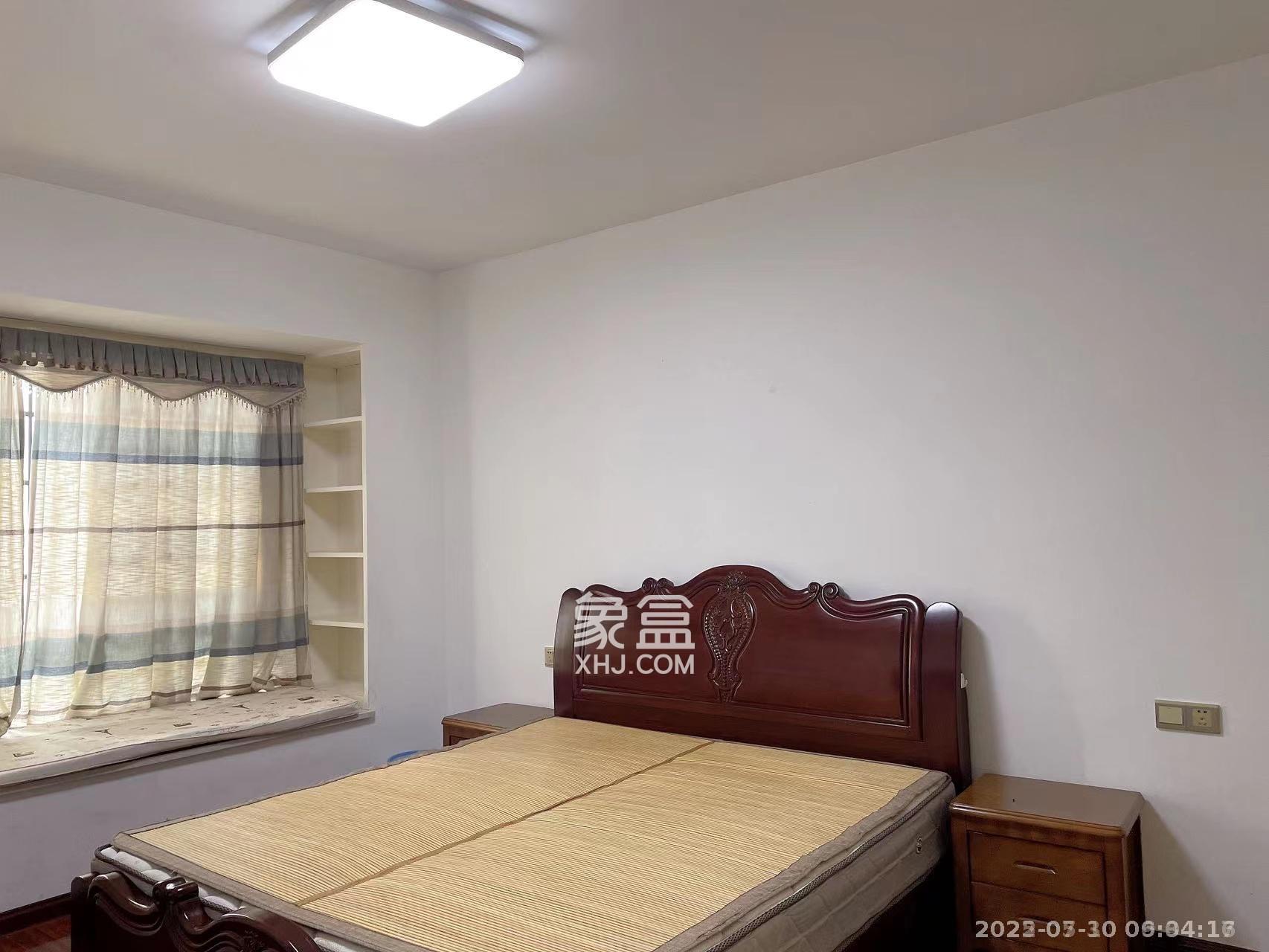 骏景豪庭  1室2厅1卫    58.0万 骏景豪庭  1室2厅1卫    58.0万客厅