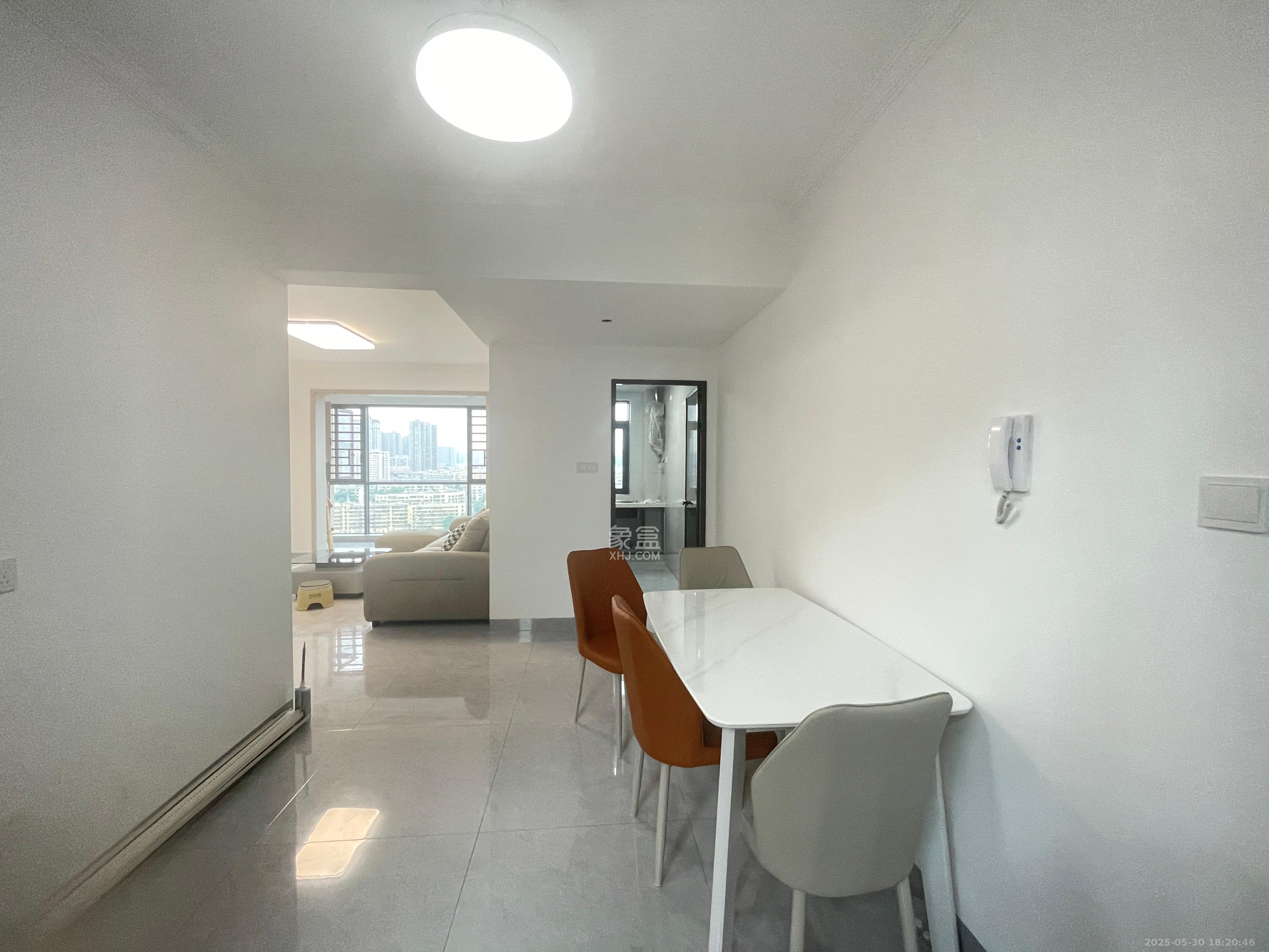 中城苑 3室2厅1卫 3200.0元/月 中城苑 3室2厅1卫 3200.0元/月室内图