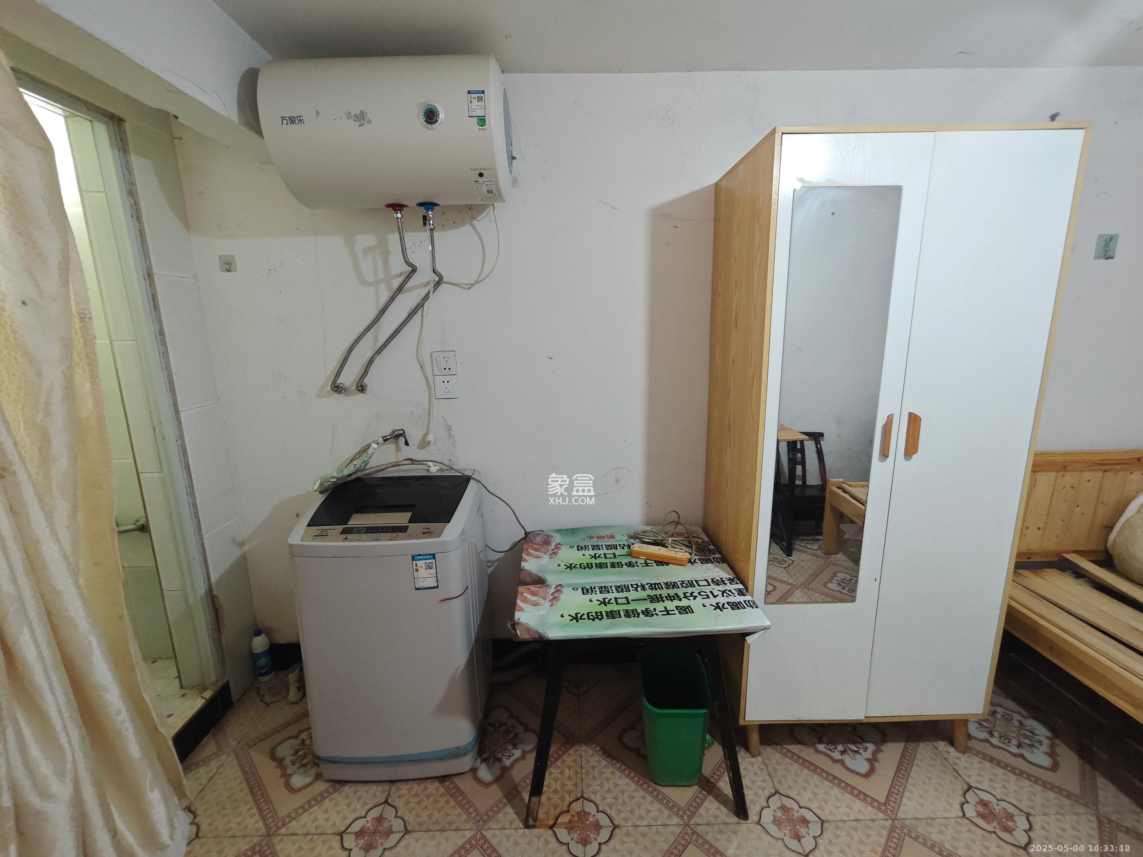 恩瑞麓山名园(龙王港小区) 1室1厅1卫 600.0元/月 恩瑞麓山名园(龙王港小区) 1室1厅1卫 600.0元/月室内图