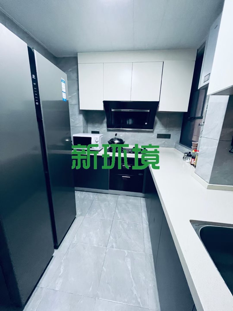 盛达佳苑  3室2厅2卫   70.00万客厅