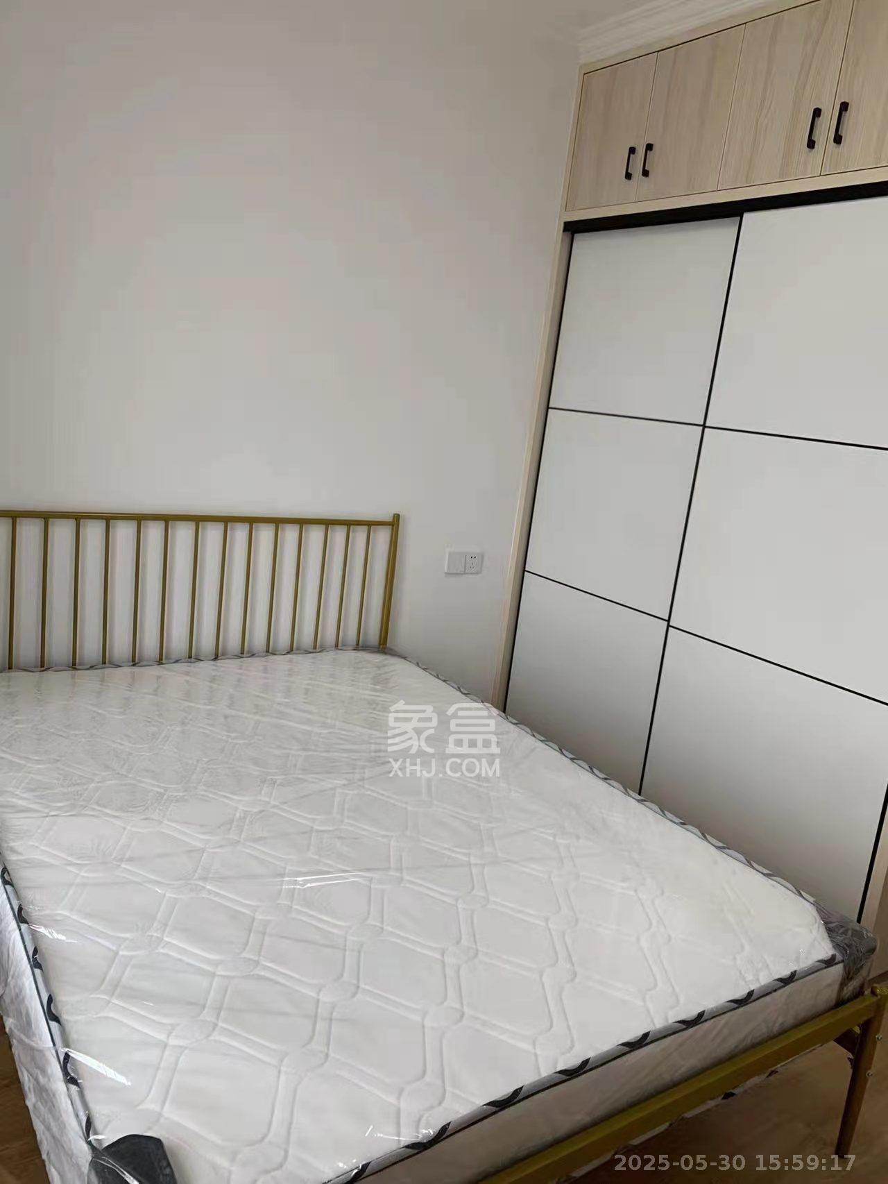 新新花园  2室1厅1卫   2100.00元/月室内图