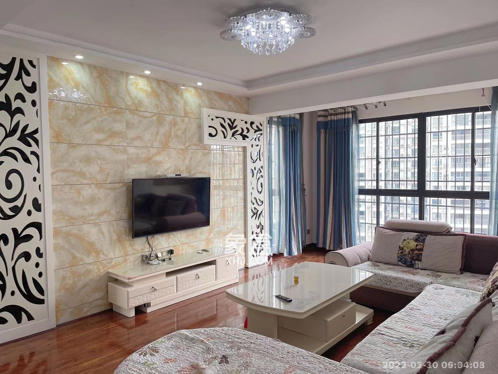 骏景豪庭  1室2厅1卫    58.0万 骏景豪庭  1室2厅1卫    58.0万客厅