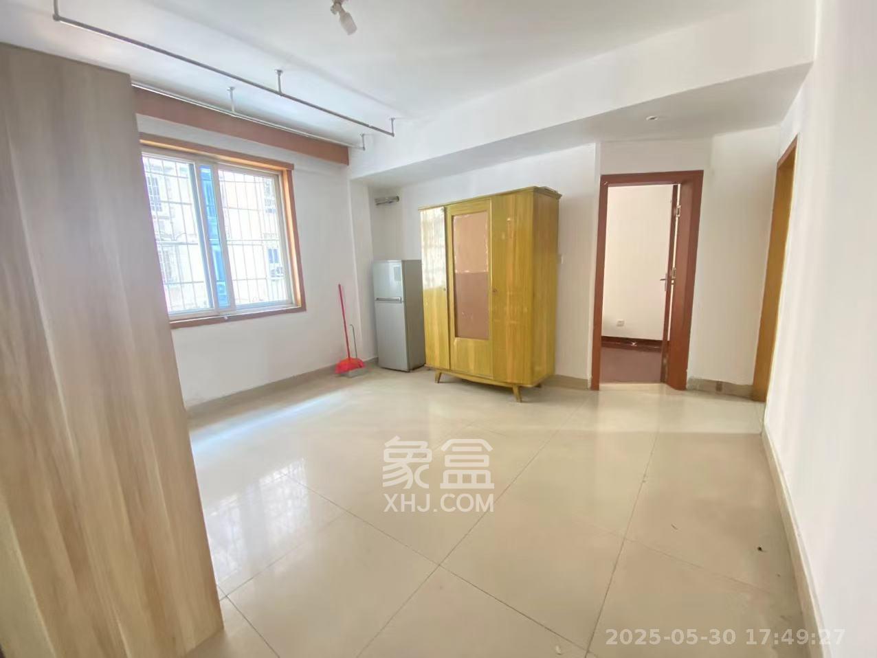 新世界商贸城 3室1厅1卫 3000.0元/月 新世界商贸城 3室1厅1卫 3000.0元/月室内图