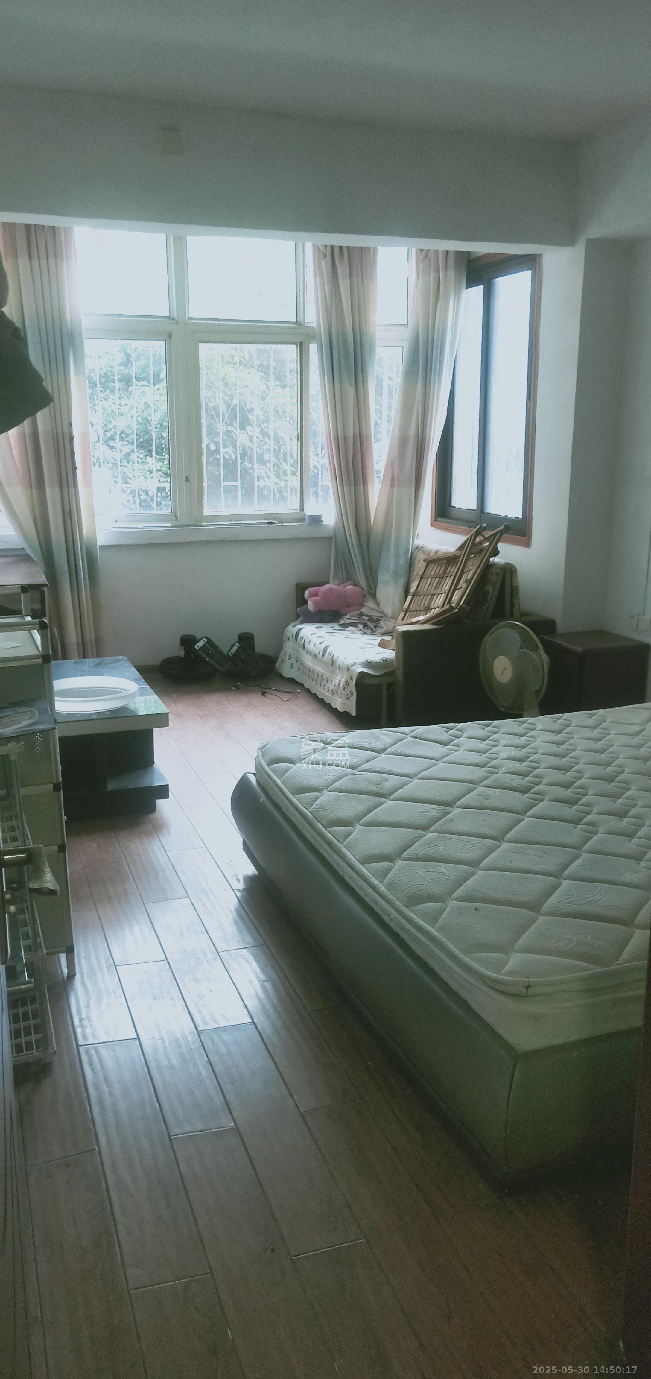 红旗区二片 2室1厅1卫 1500.0元/月 红旗区二片 2室1厅1卫 1500.0元/月室内图