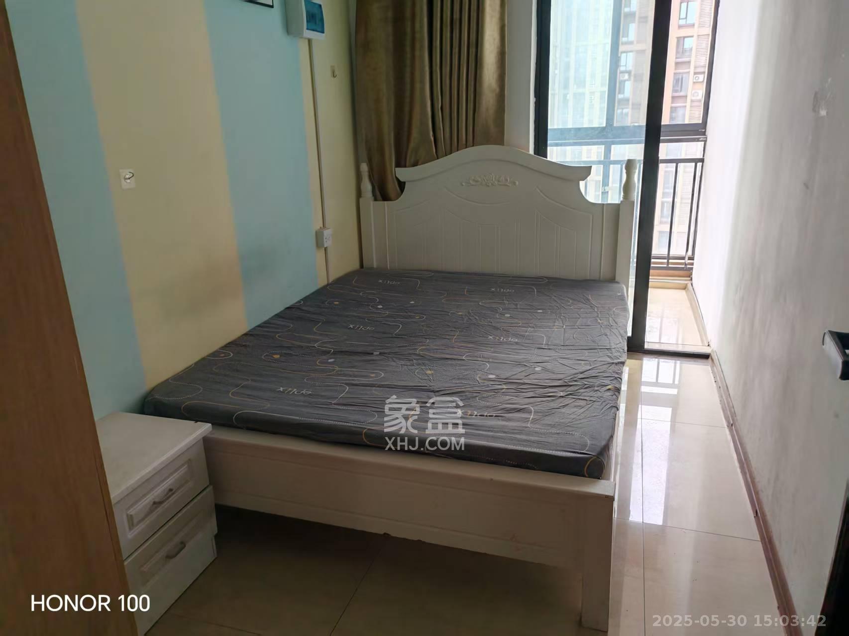 新盛珑璟台  1室2厅1卫    800.0元/月 新盛珑璟台  1室2厅1卫    800.0元/月室内图