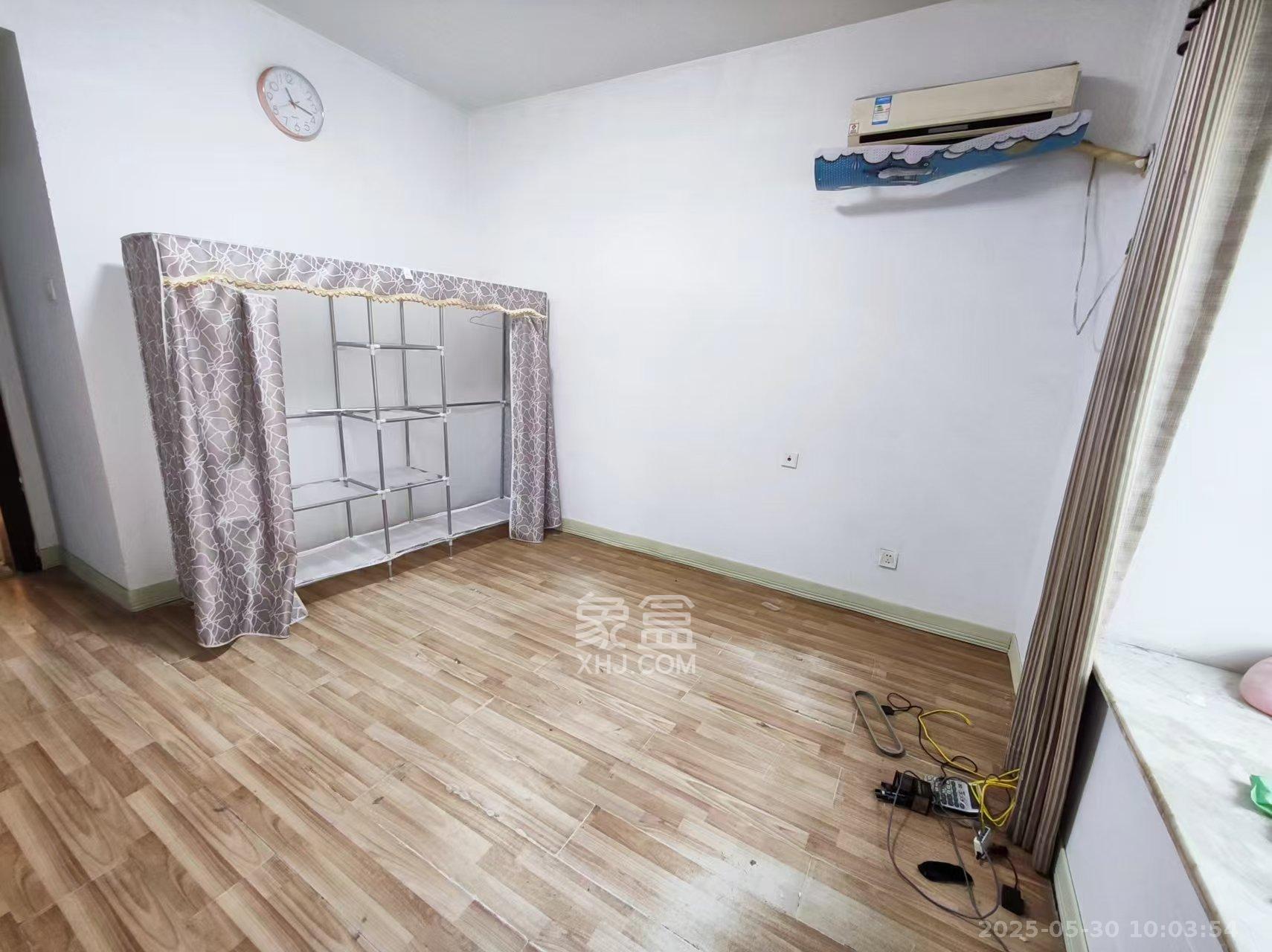 上河国际C区 3室2厅1卫 2100.0元/月 上河国际C区 3室2厅1卫 2100.0元/月室内图