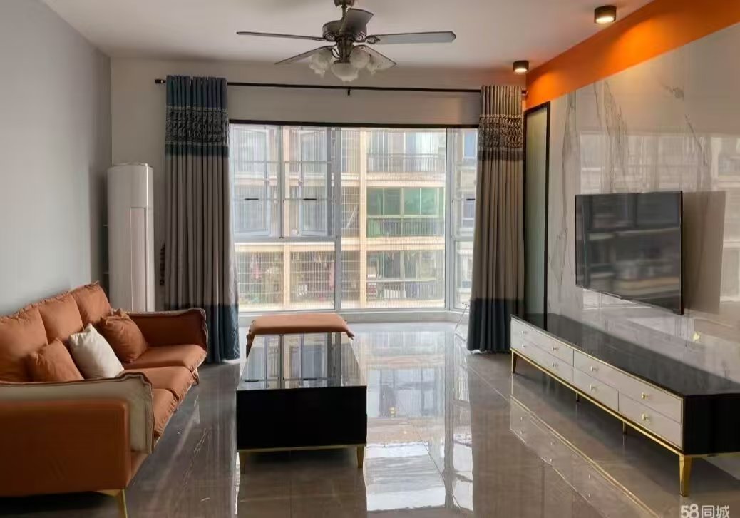 驰天钰园 3室2厅1卫 3400.0元/月 驰天钰园 3室2厅1卫 3400.0元/月室内图