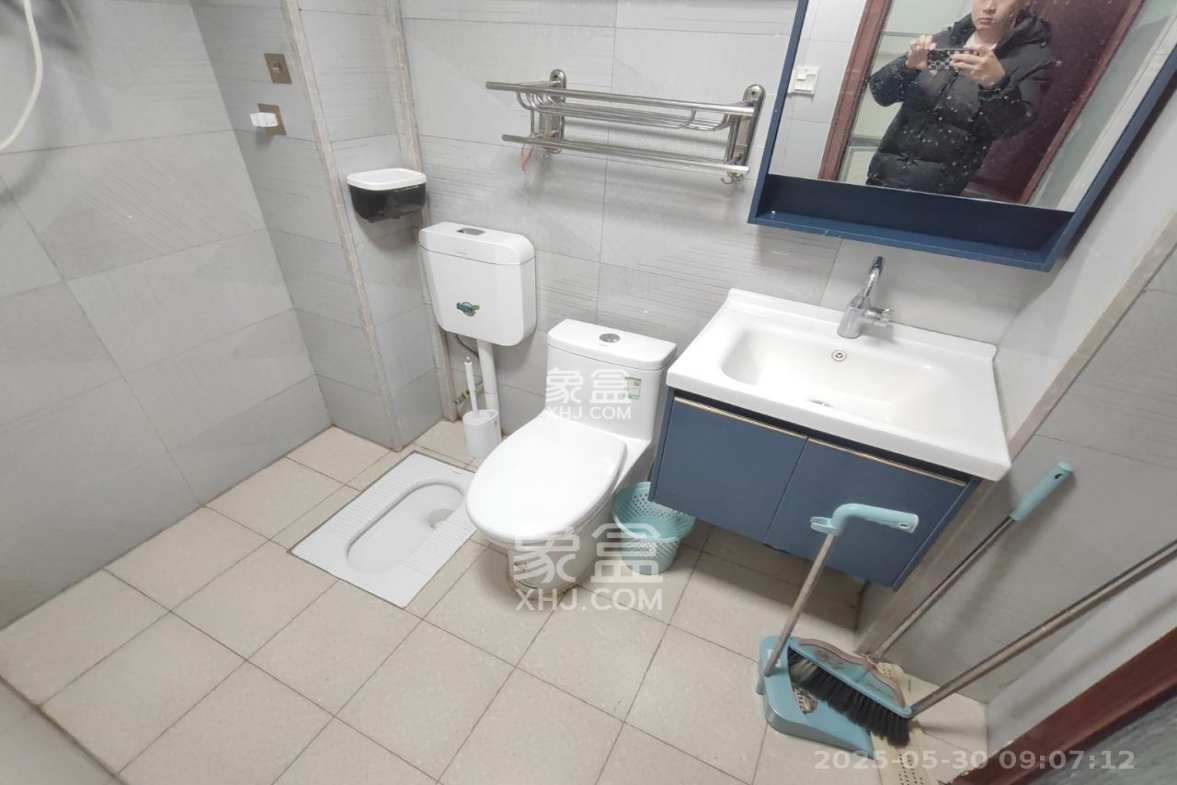 汀湘十里  2室1厅1卫    1600.0元/月 汀湘十里  2室1厅1卫    1600.0元/月室内图