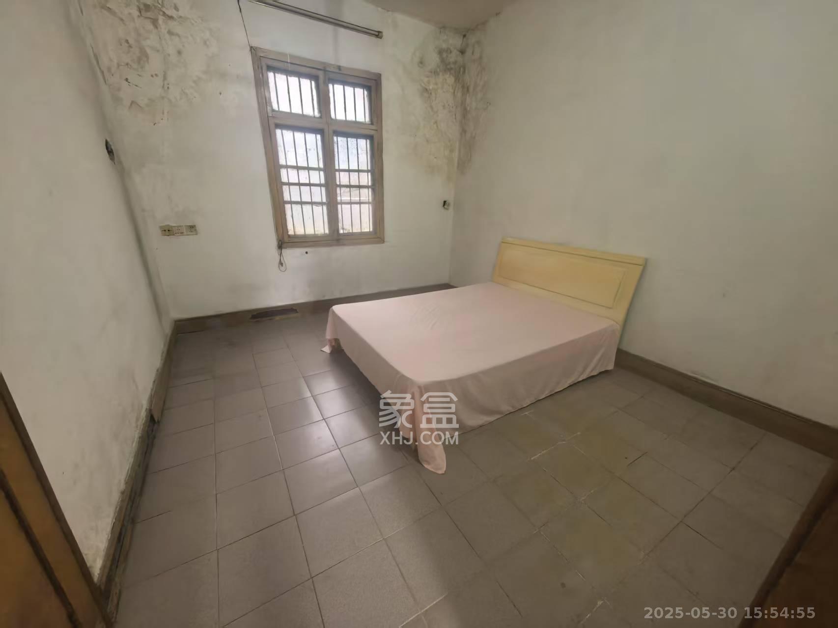 湘图大厦 1室1厅1卫 700.0元/月 湘图大厦 1室1厅1卫 700.0元/月室内图