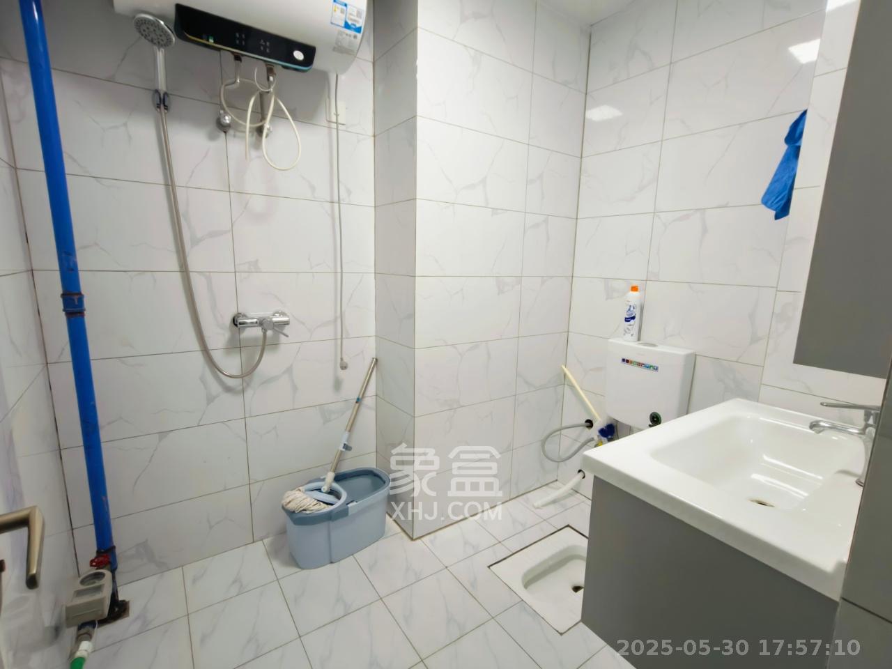 新兴企业中心  1室1厅1卫   1100.00元/月室内图