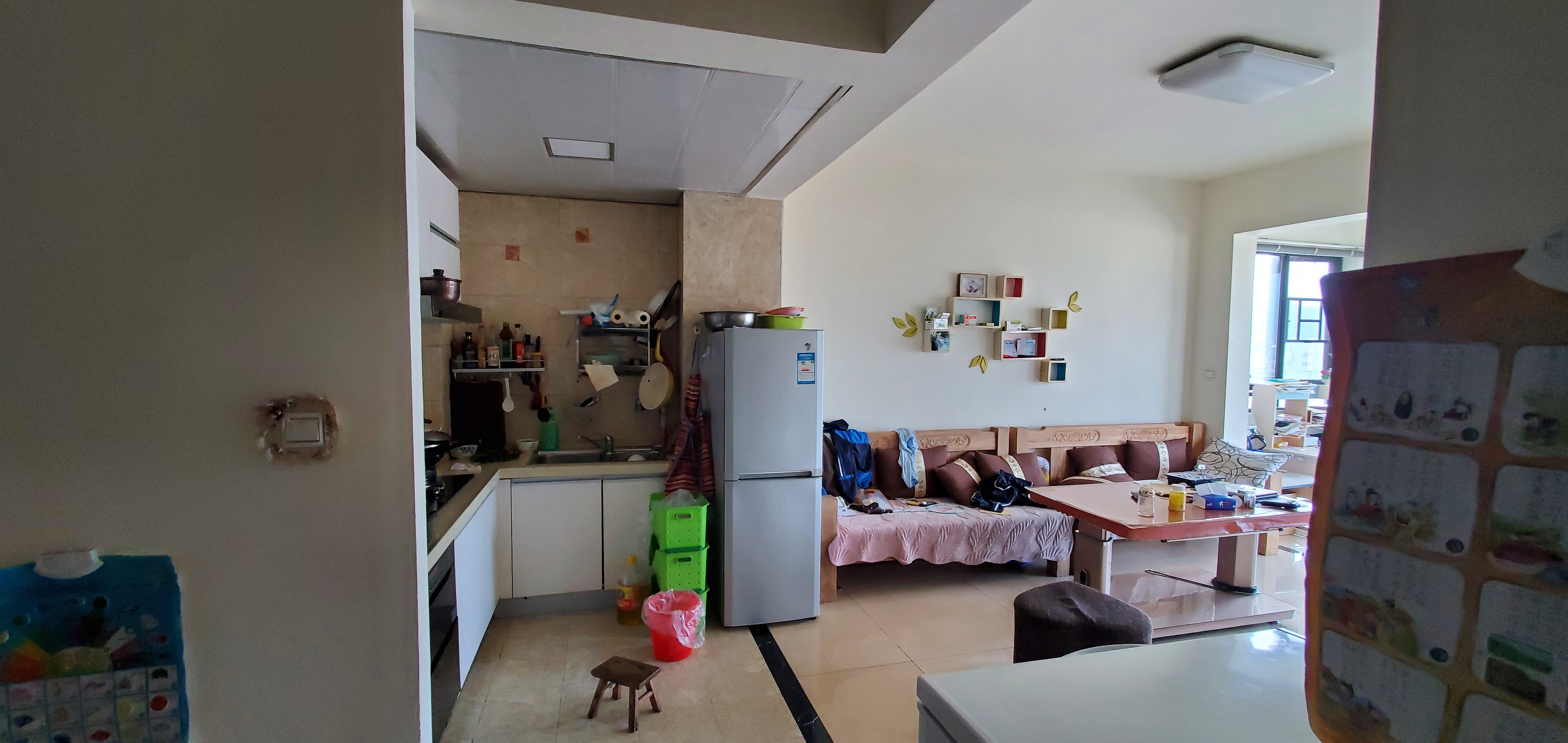 天地人和 3室2厅1卫 46.8万 天地人和 3室2厅1卫 46.8万客厅