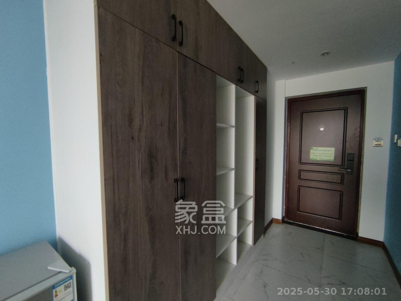 美林美寓  1室1厅1卫    1700.0元/月 美林美寓  1室1厅1卫    1700.0元/月室内图