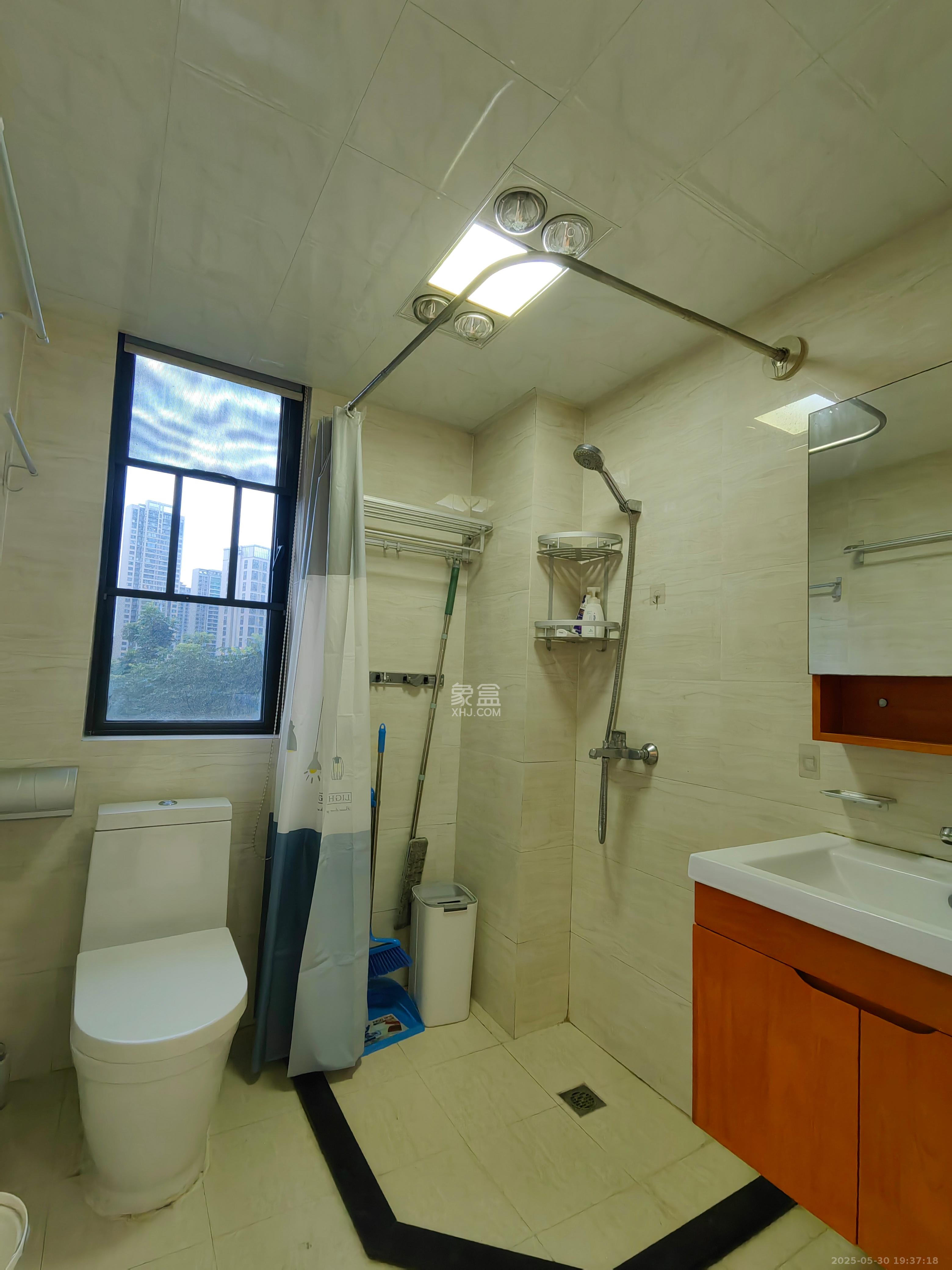 中建梅溪湖中心  3室2厅1卫   2900.00元/月室内图
