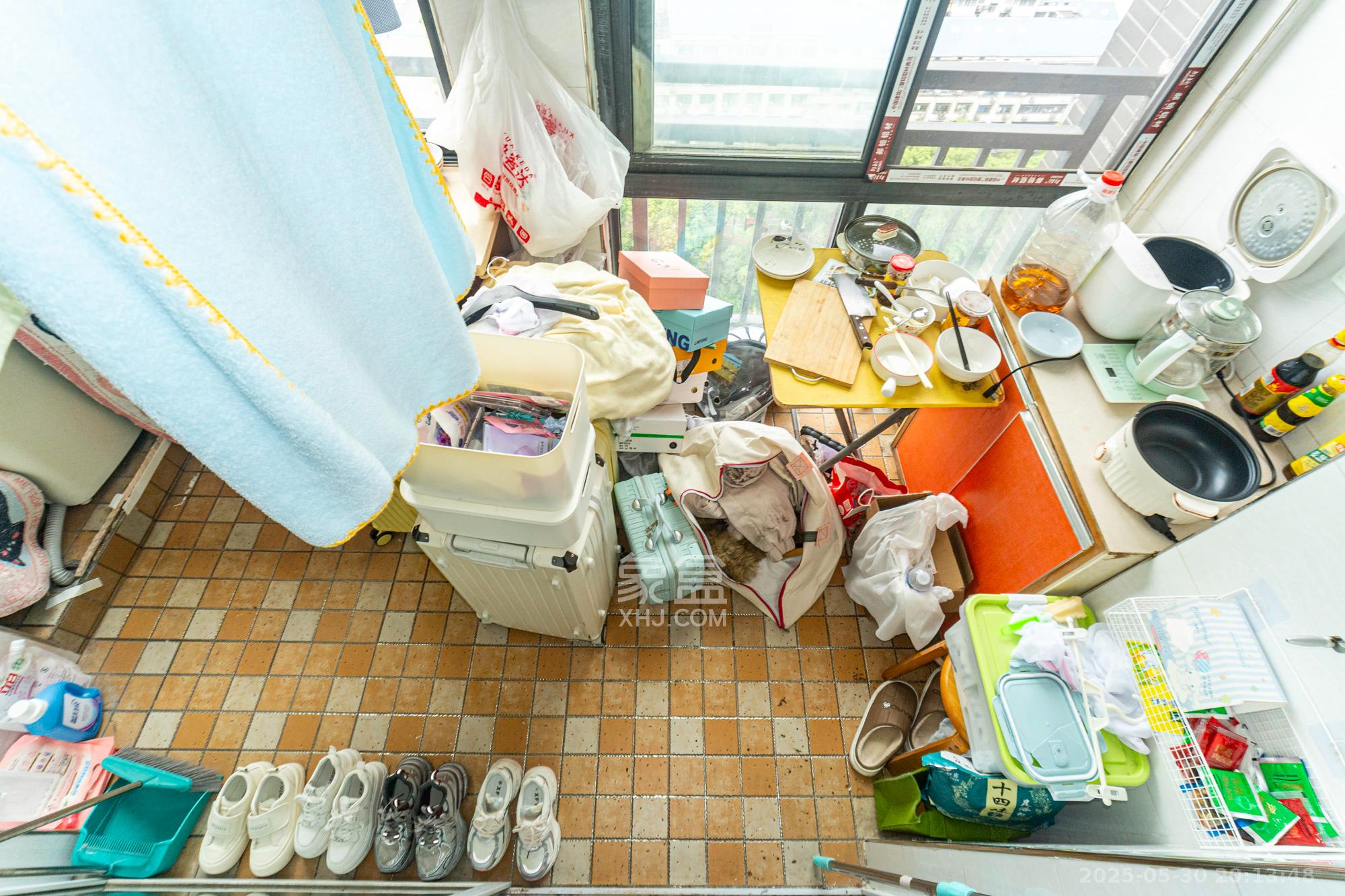 尚都花园城 1室1厅1卫 13.5万 尚都花园城 1室1厅1卫 13.5万阳台