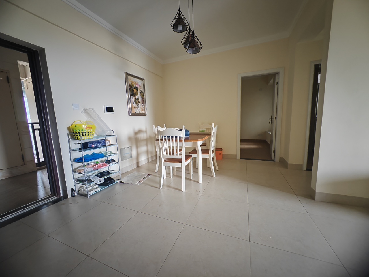 东汇西海岸 2室2厅1卫 115.0万 东汇西海岸 2室2厅1卫 115.0万客厅