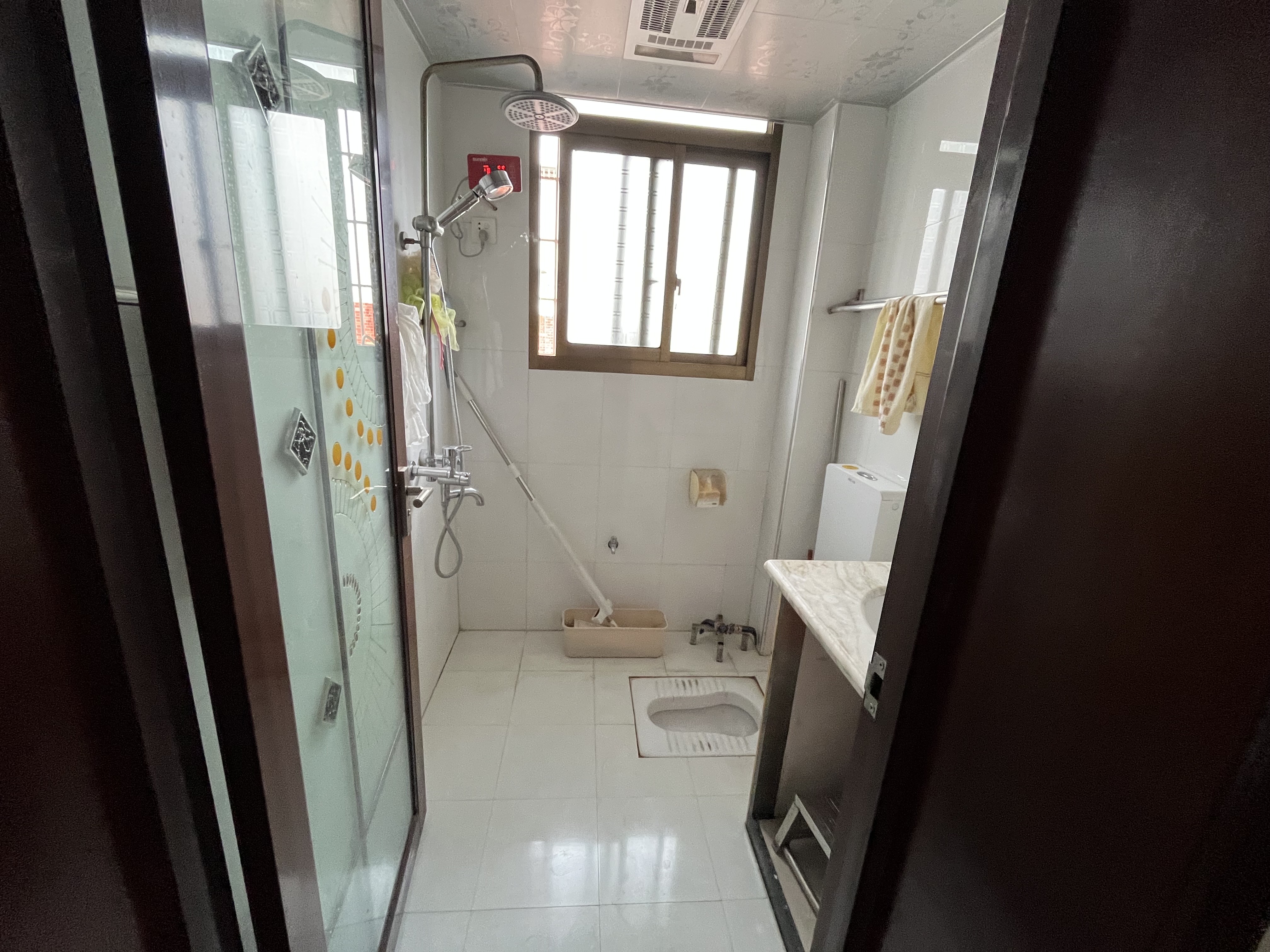 长乐花园 4室2厅2卫 60.0万 长乐花园 4室2厅2卫 60.0万客厅