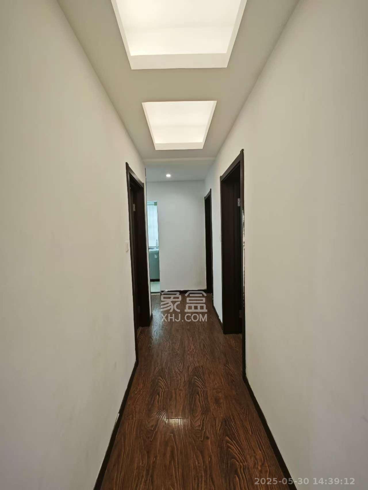 红树湾 3室2厅21卫 2300.0元/月 红树湾 3室2厅21卫 2300.0元/月室内图