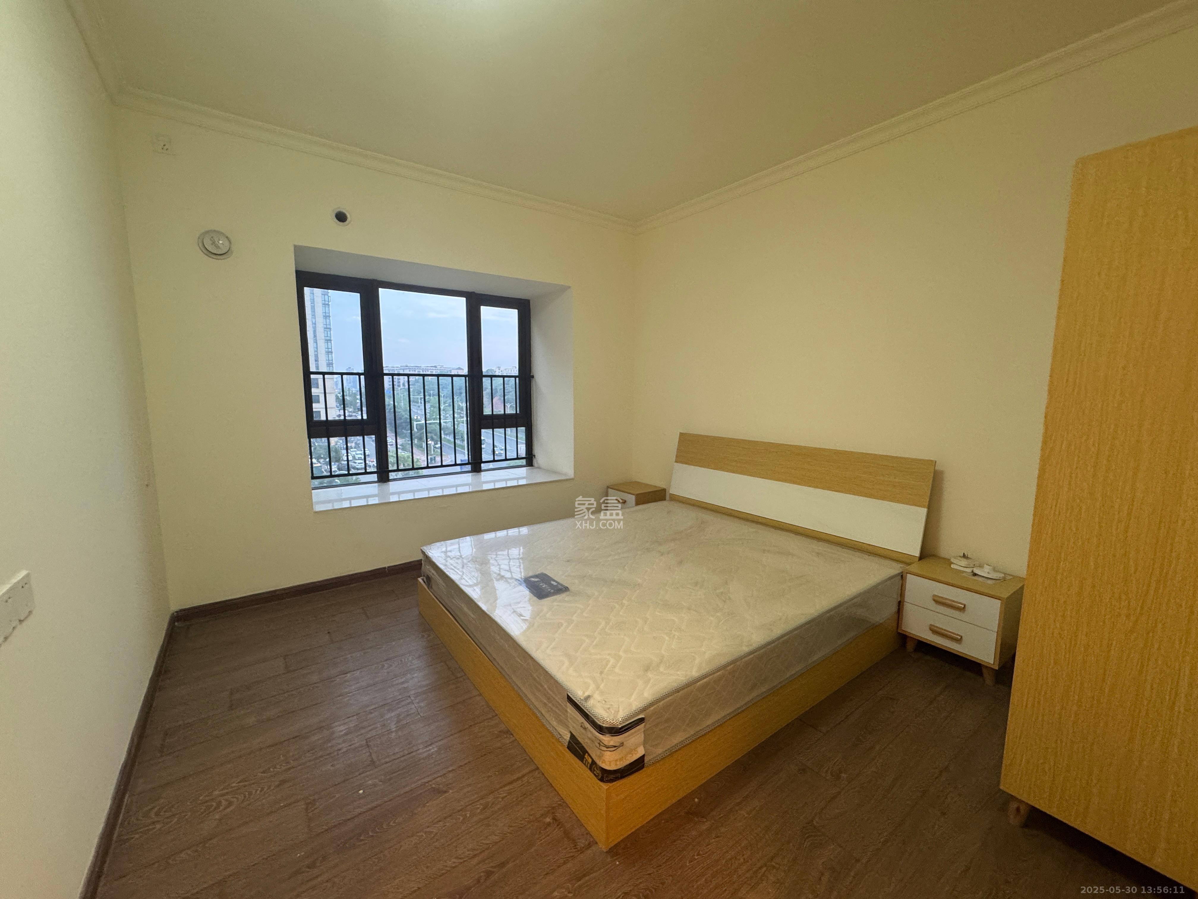 碧桂园大学印象一期 4室2厅2卫 1900.0元/月 碧桂园大学印象一期 4室2厅2卫 1900.0元/月室内图