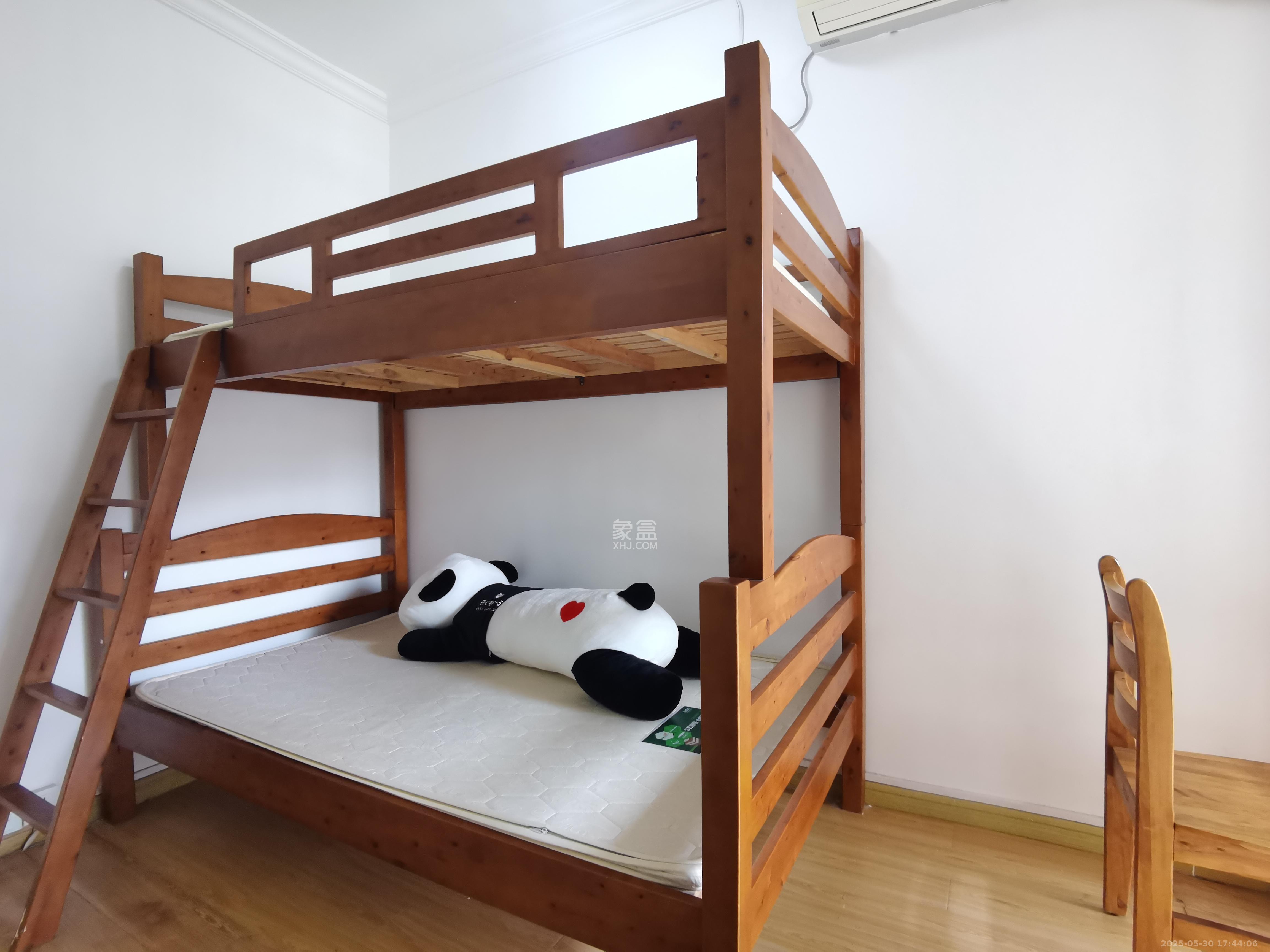 金茂梅溪湖  3室2厅1卫   2800.00元/月室内图