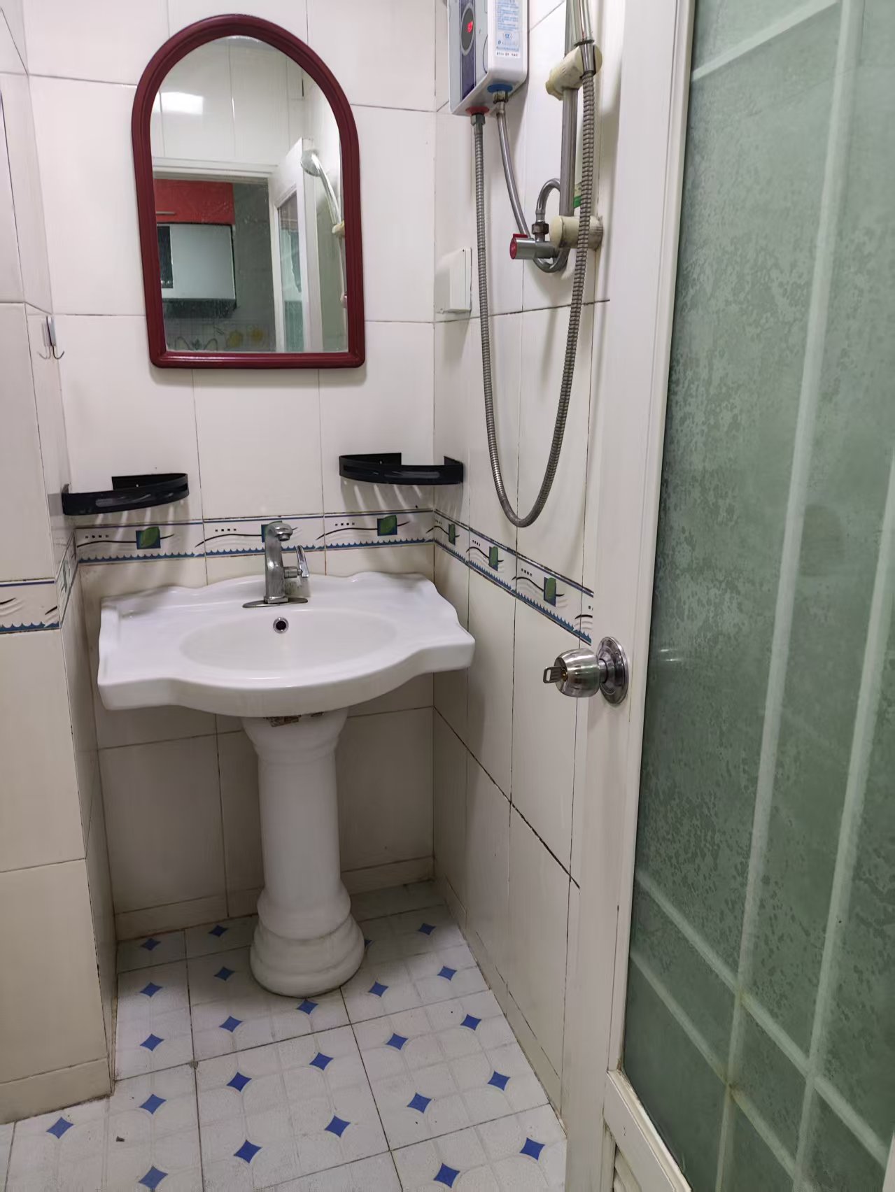 国信大厦 1室1厅1卫 1200.0元/月 国信大厦 1室1厅1卫 1200.0元/月室内图