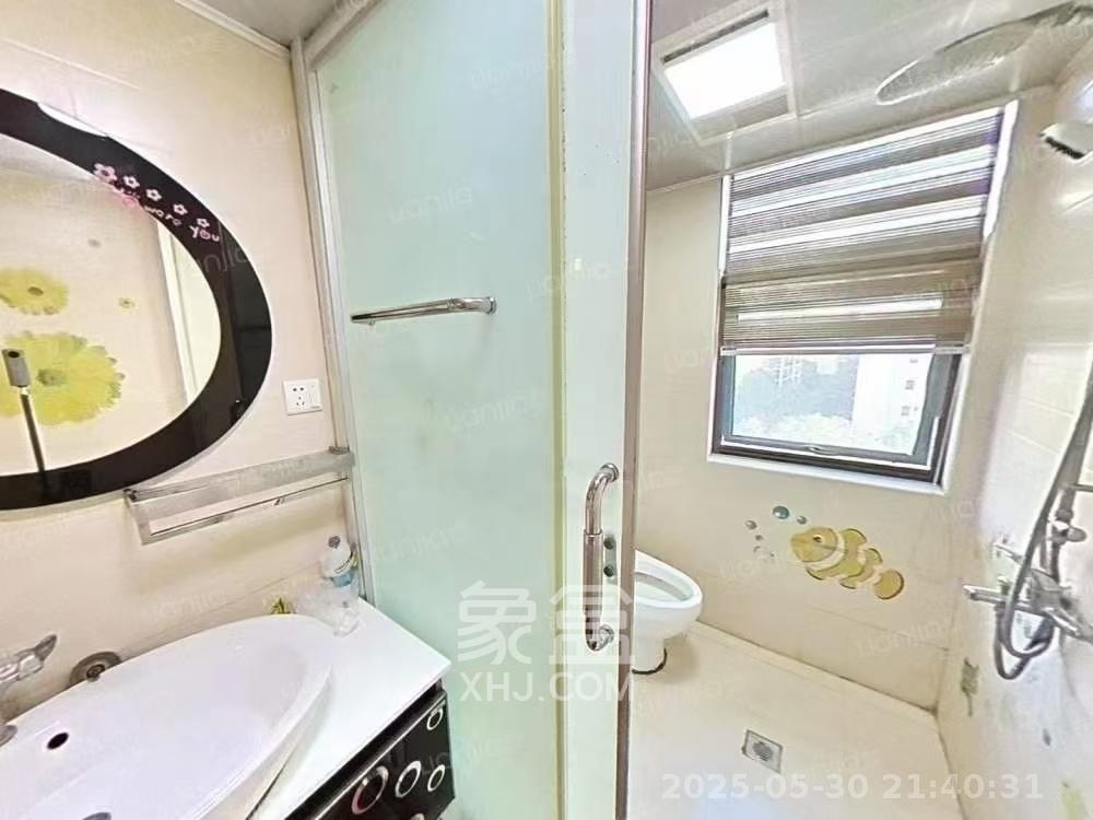 标志浪漫满屋（枫景公寓）  2室2厅1卫   1700.00元/月室内图
