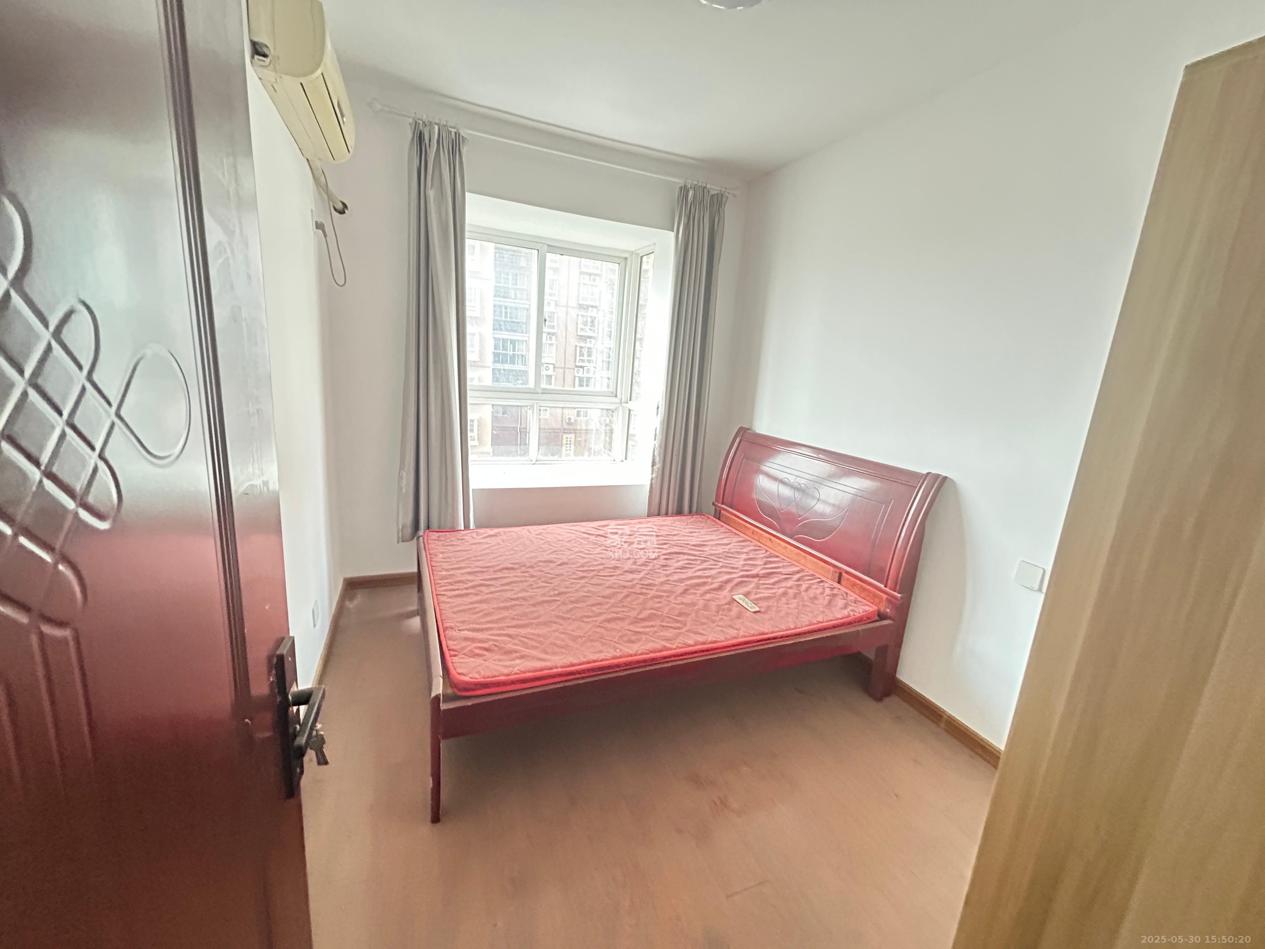 凯富漫城 4室2厅2卫 1600.0元/月 凯富漫城 4室2厅2卫 1600.0元/月室内图