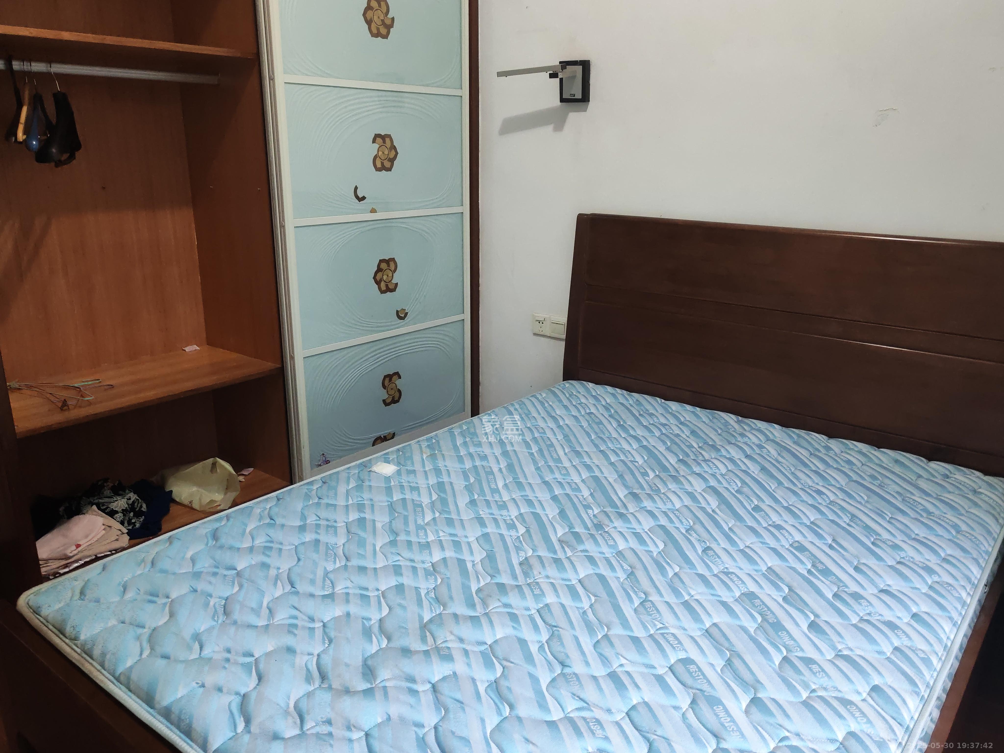 轻苑小区  2室1厅1卫   1600.00元/月室内图