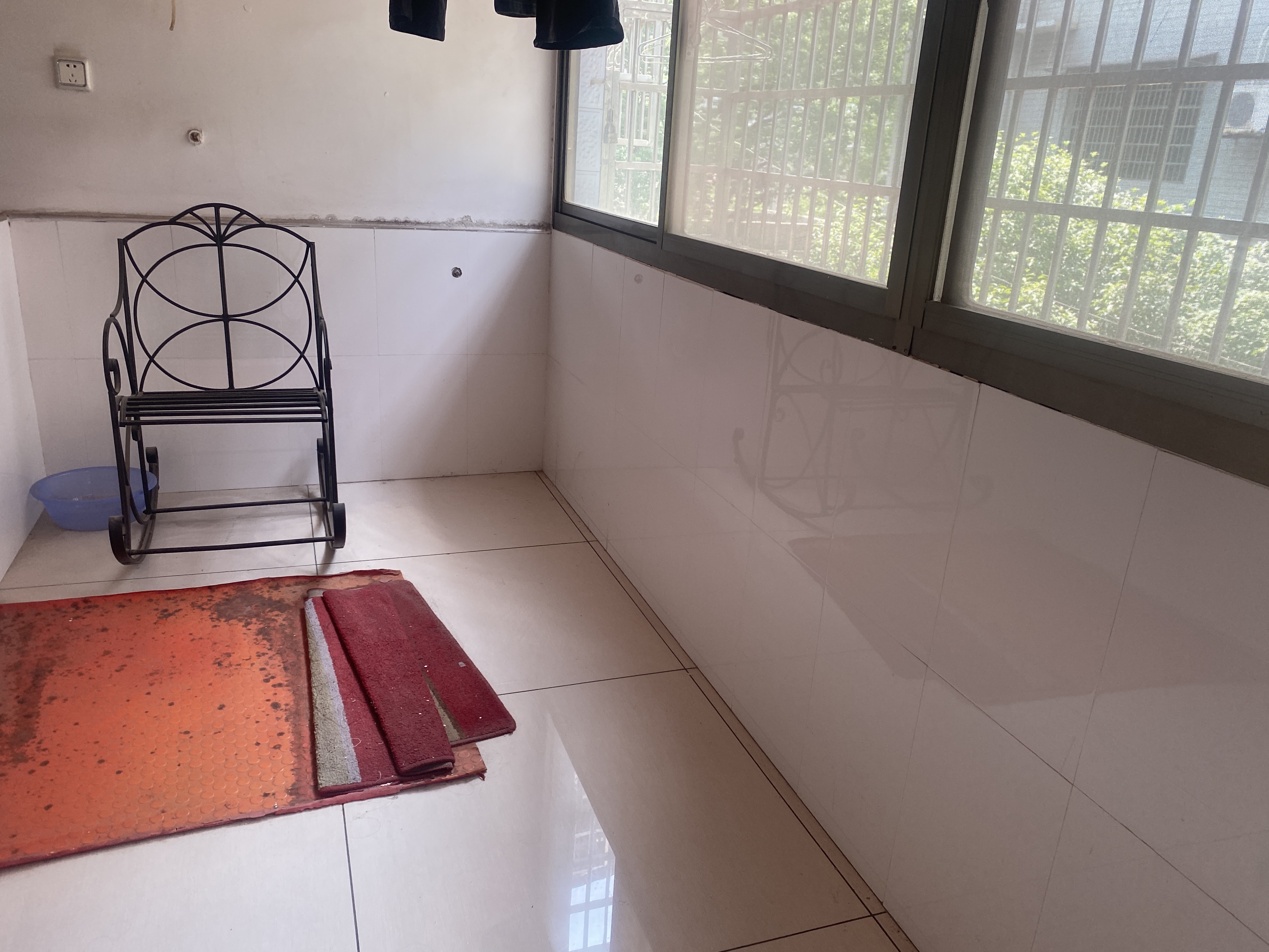 国税局家属院  1室0厅0卫    1600.0元/月 国税局家属院  1室0厅0卫    1600.0元/月室内图