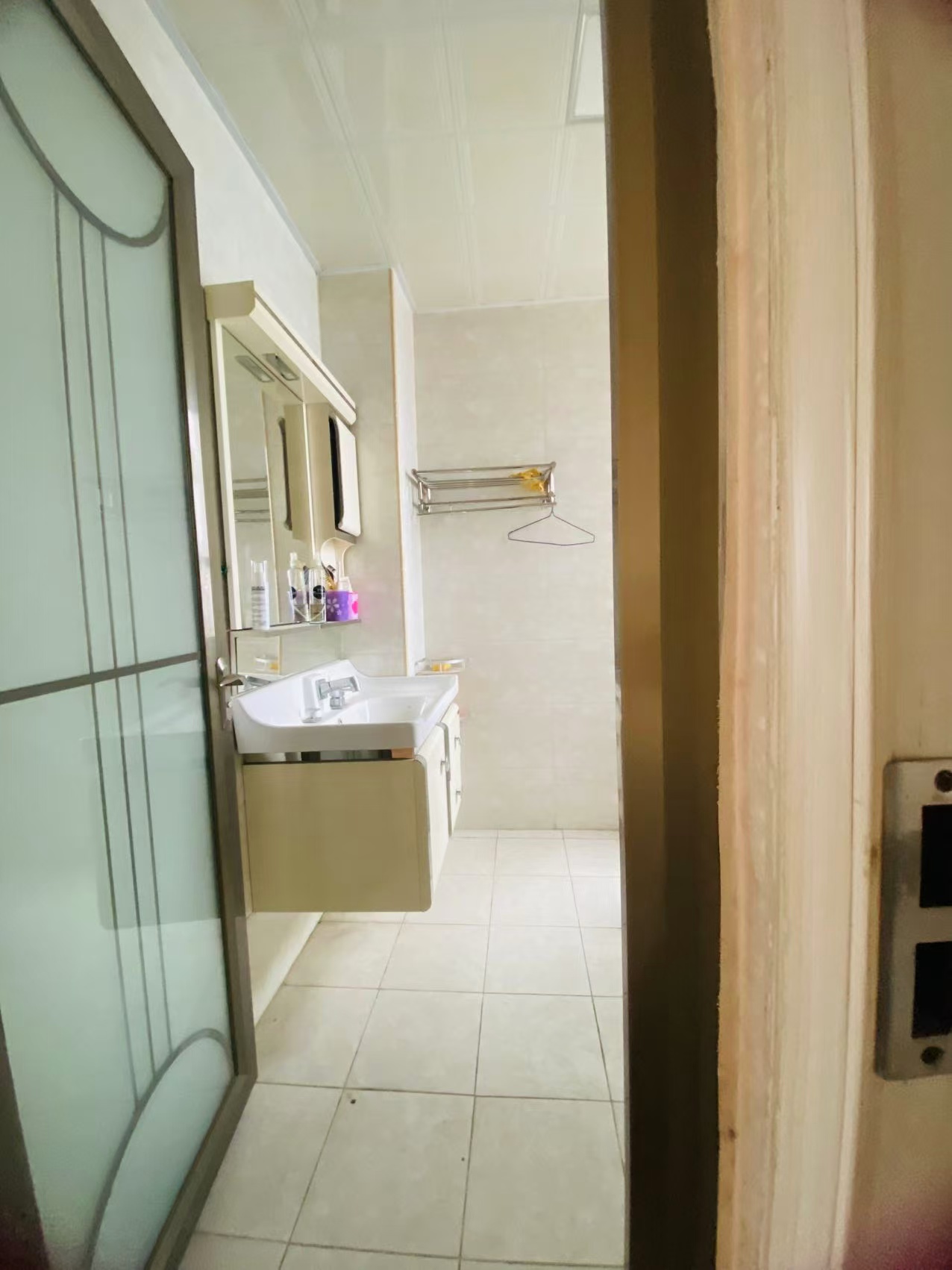 锦绣佳苑 3室2厅2卫 1800.0元/月 锦绣佳苑 3室2厅2卫 1800.0元/月室内图