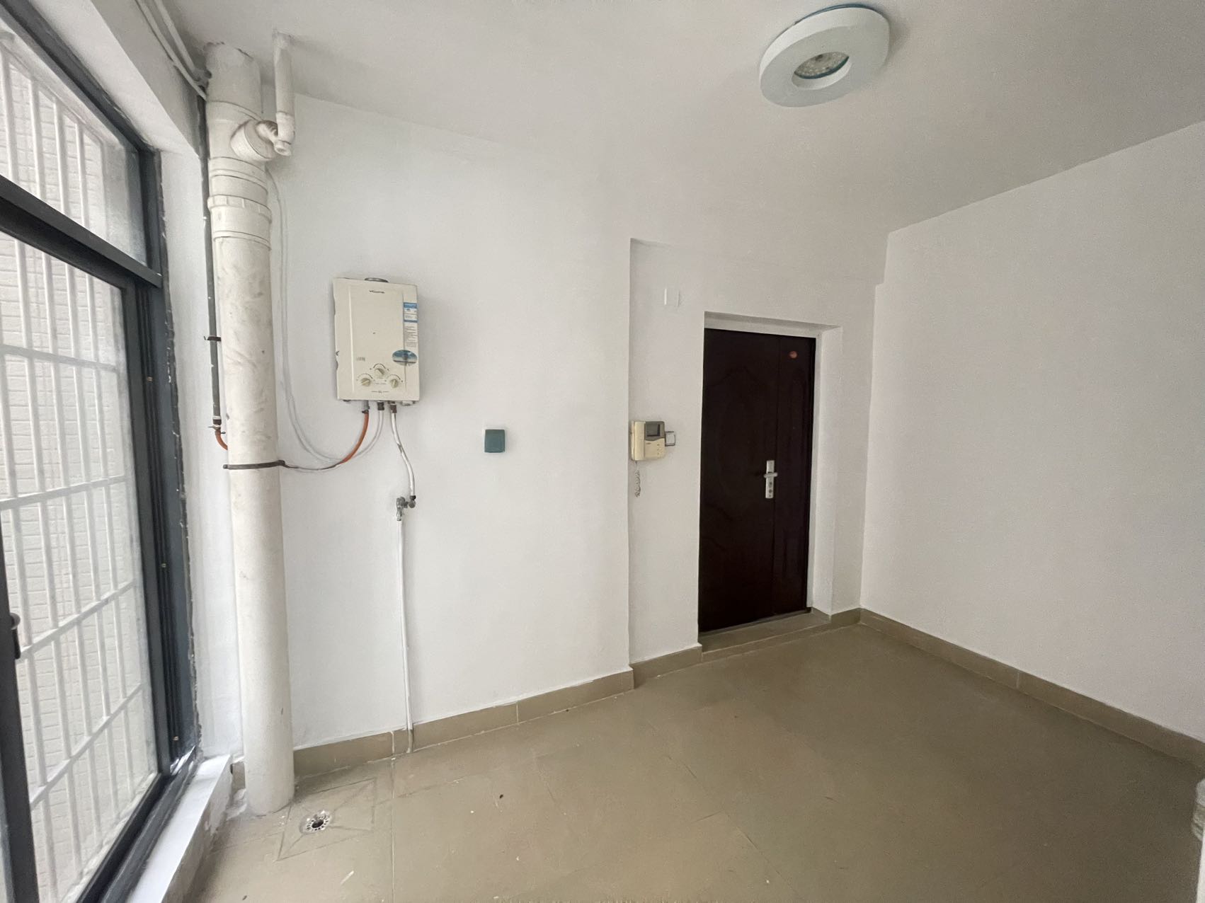 玉沙广场(京华城)  2室2厅1卫    2000.0元/月 玉沙广场(京华城)  2室2厅1卫    2000.0元/月室内图