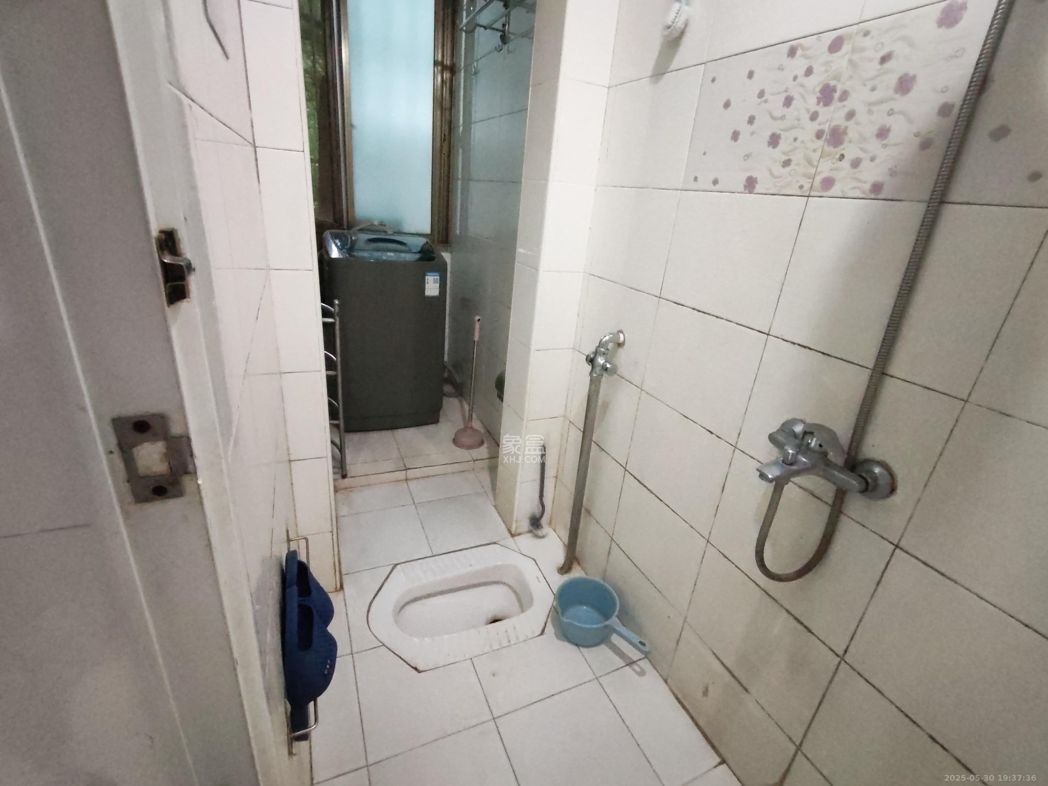 轻苑小区  2室1厅1卫   1600.00元/月室内图