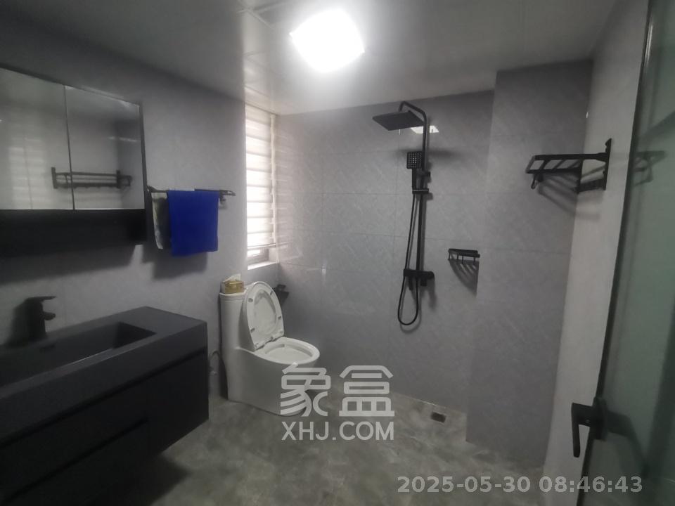 金水湾  3室2厅2卫   59.80万客厅