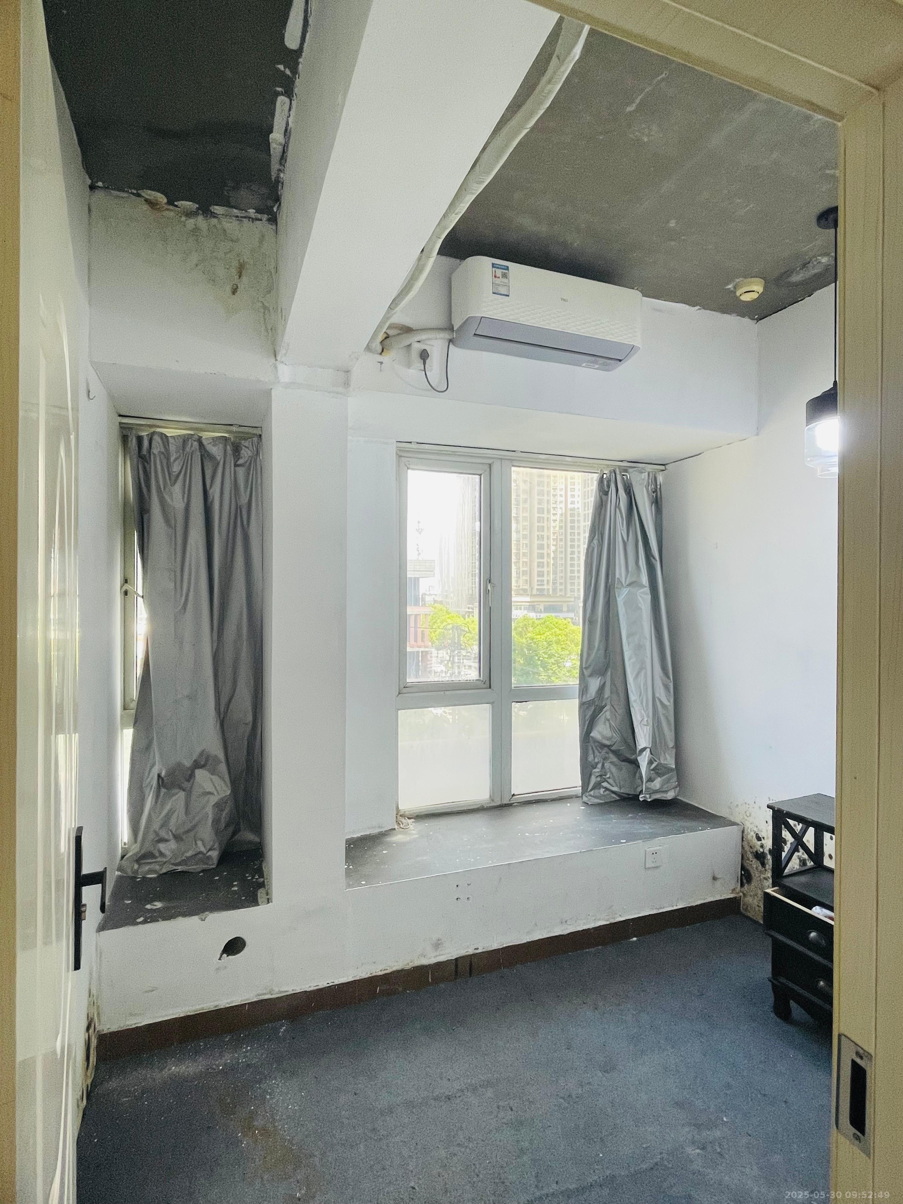 新长海广场 1室1厅1卫 2400.0元/月 新长海广场 1室1厅1卫 2400.0元/月室内图