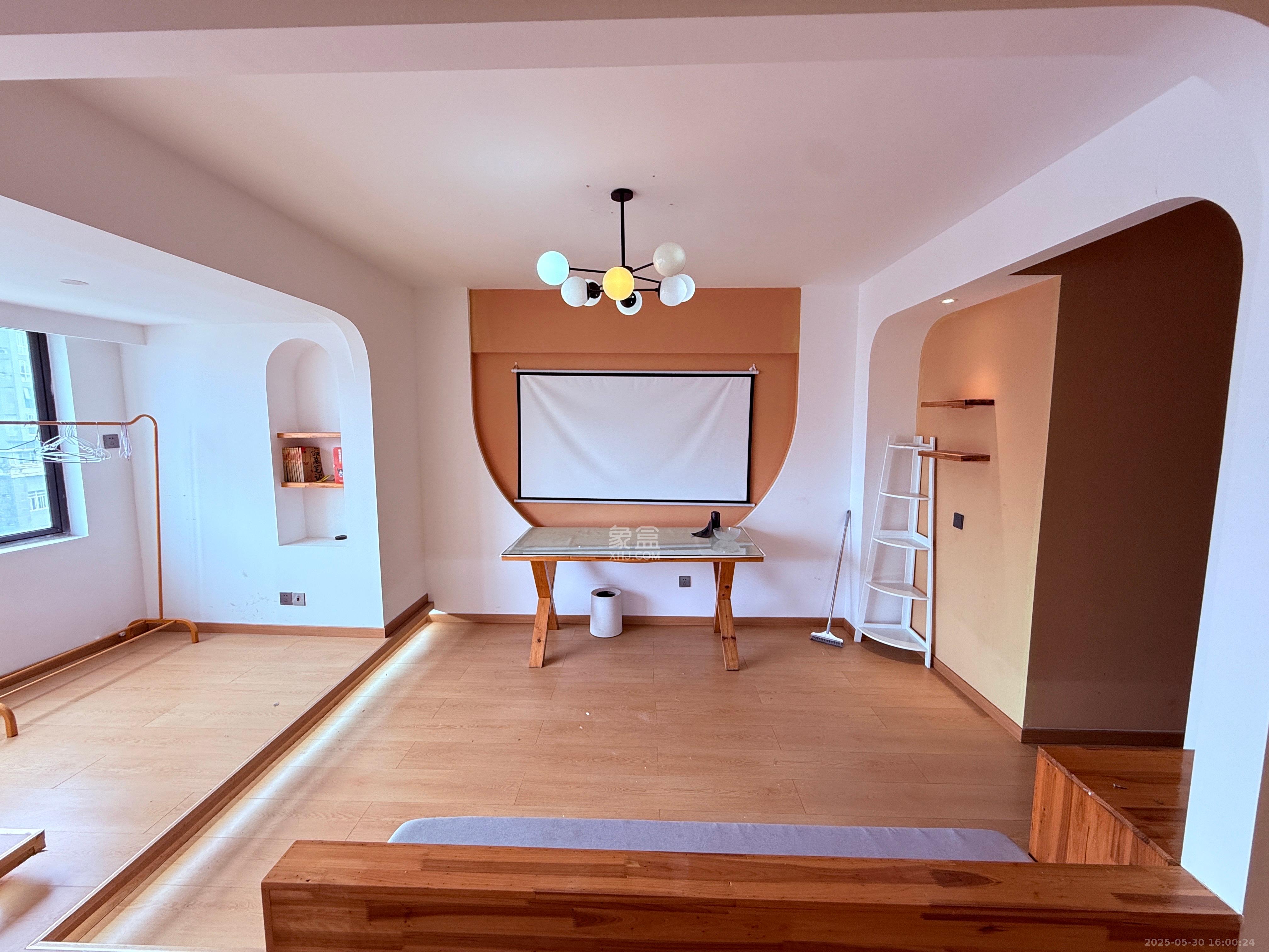 印象天心  1室1厅1卫    2000.0元/月室内图