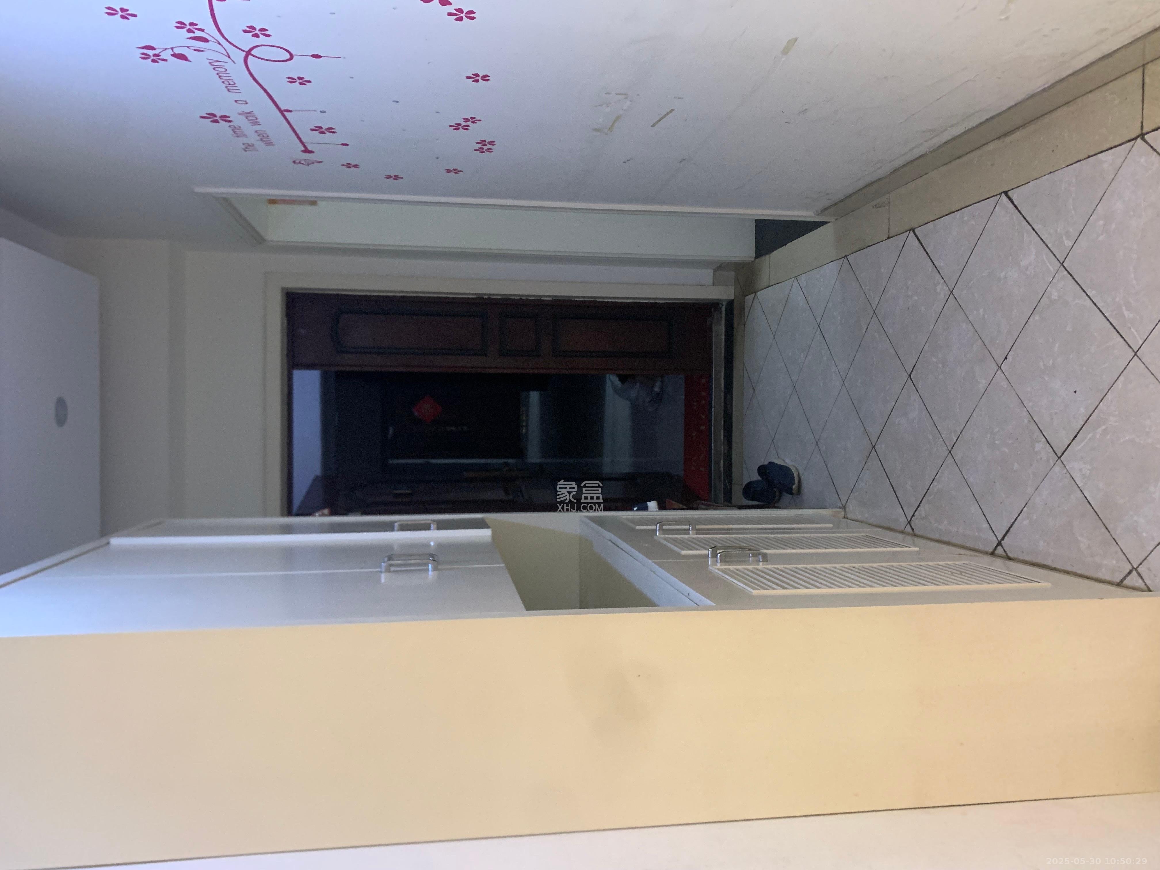 中房F联邦  3室2厅2卫   3500.00元/月室内图