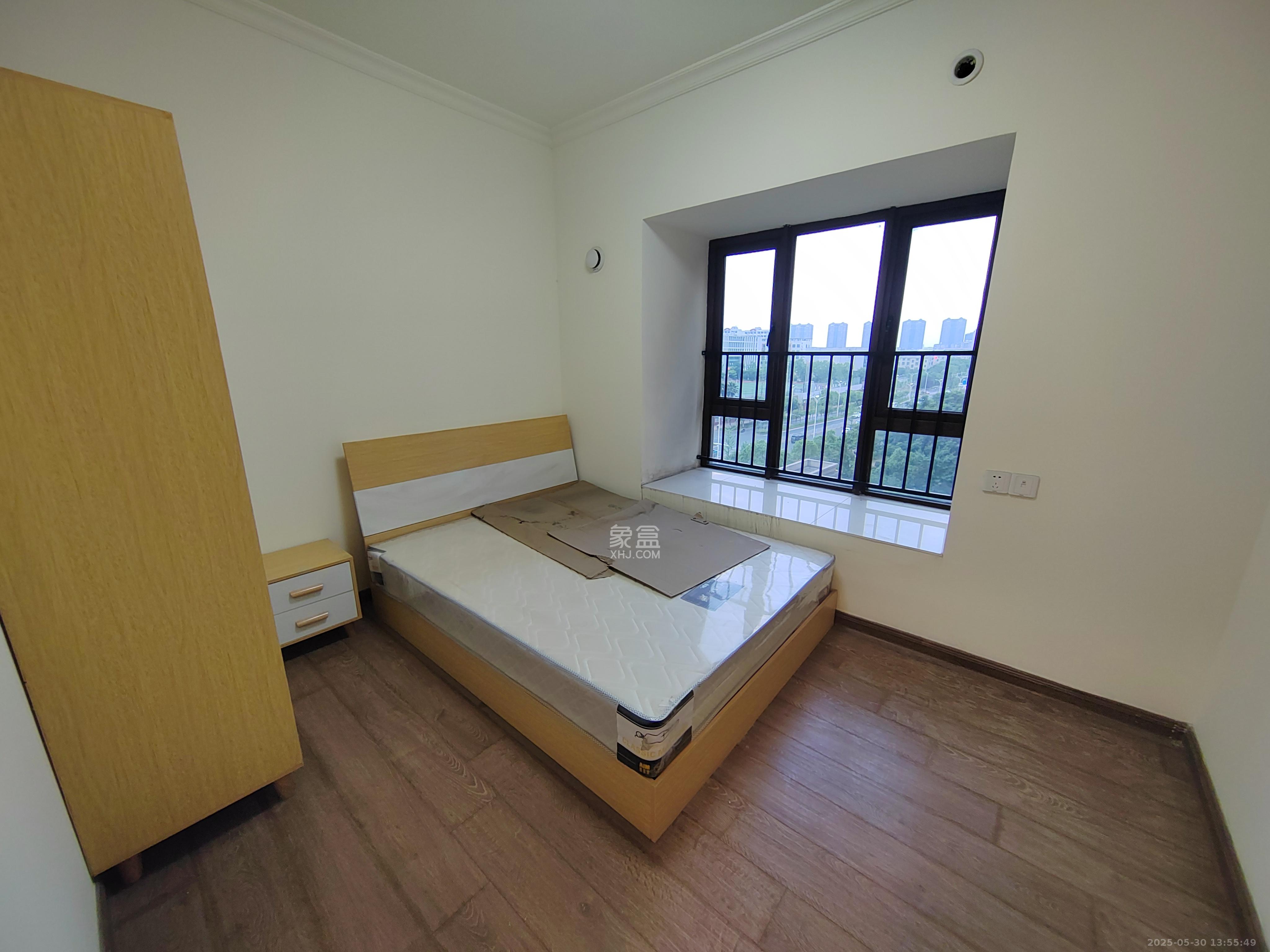 碧桂园大学印象一期 4室2厅2卫 1900.0元/月 碧桂园大学印象一期 4室2厅2卫 1900.0元/月室内图