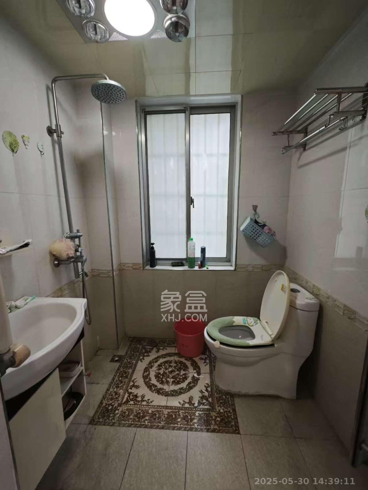 红树湾 3室2厅21卫 2300.0元/月 红树湾 3室2厅21卫 2300.0元/月室内图