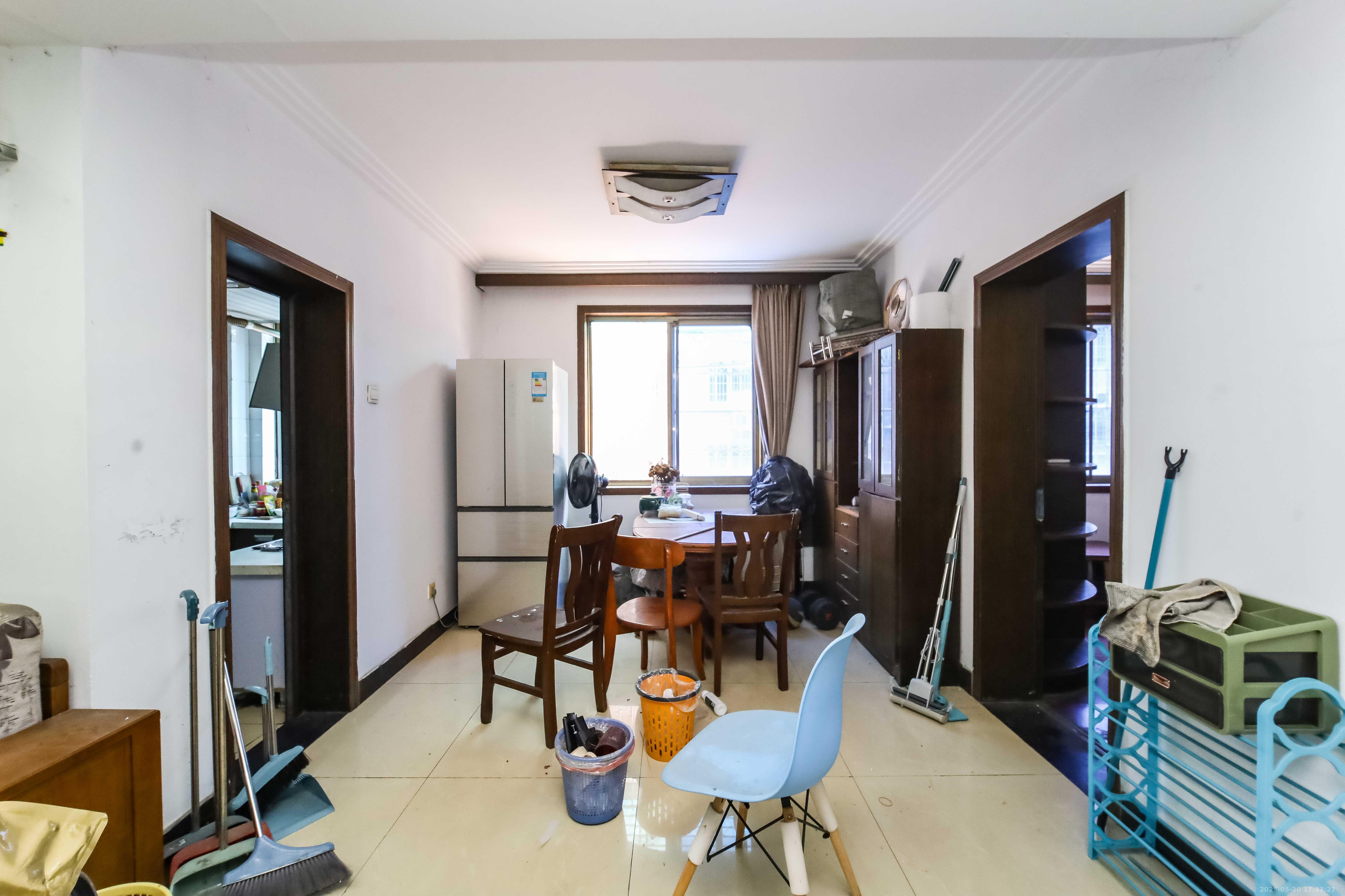 安居乐公寓 5室2厅2卫 2700.0元/月 安居乐公寓 5室2厅2卫 2700.0元/月室内图