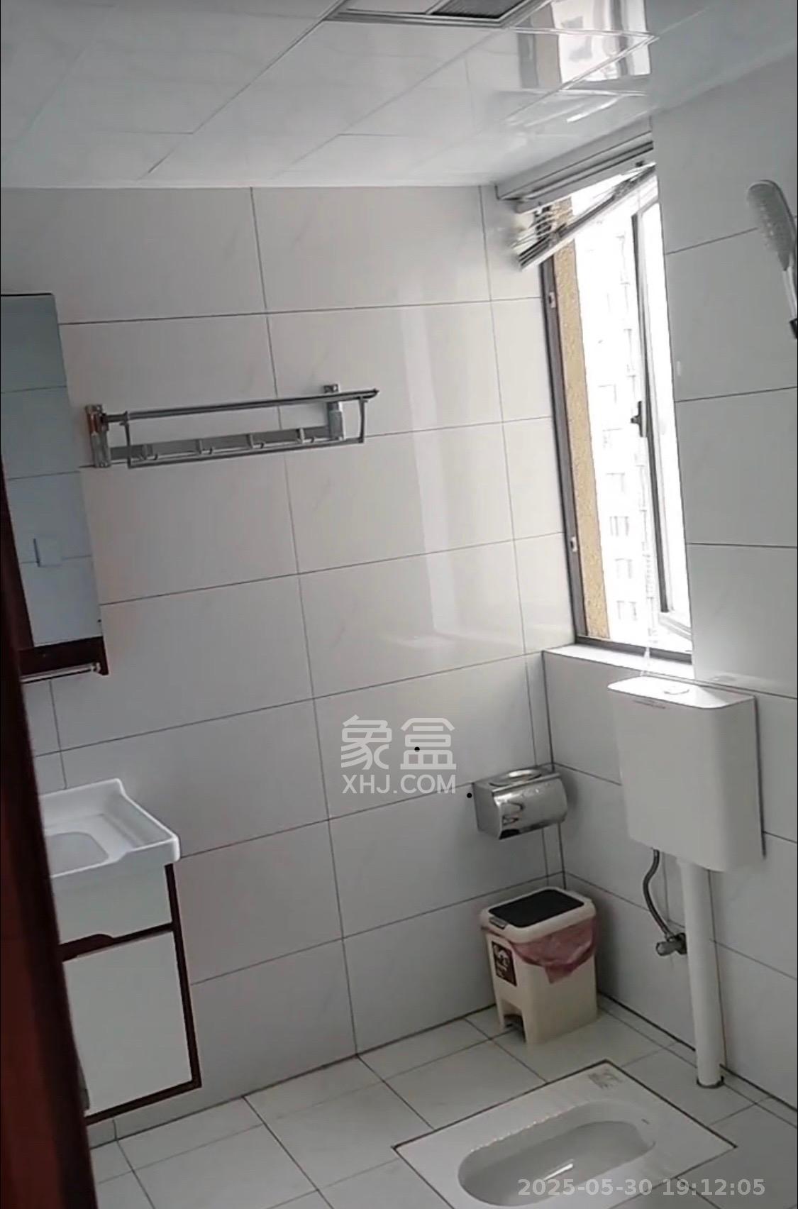 中国铁建梅溪青秀一期  3室2厅1卫   2400.00元/月室内图