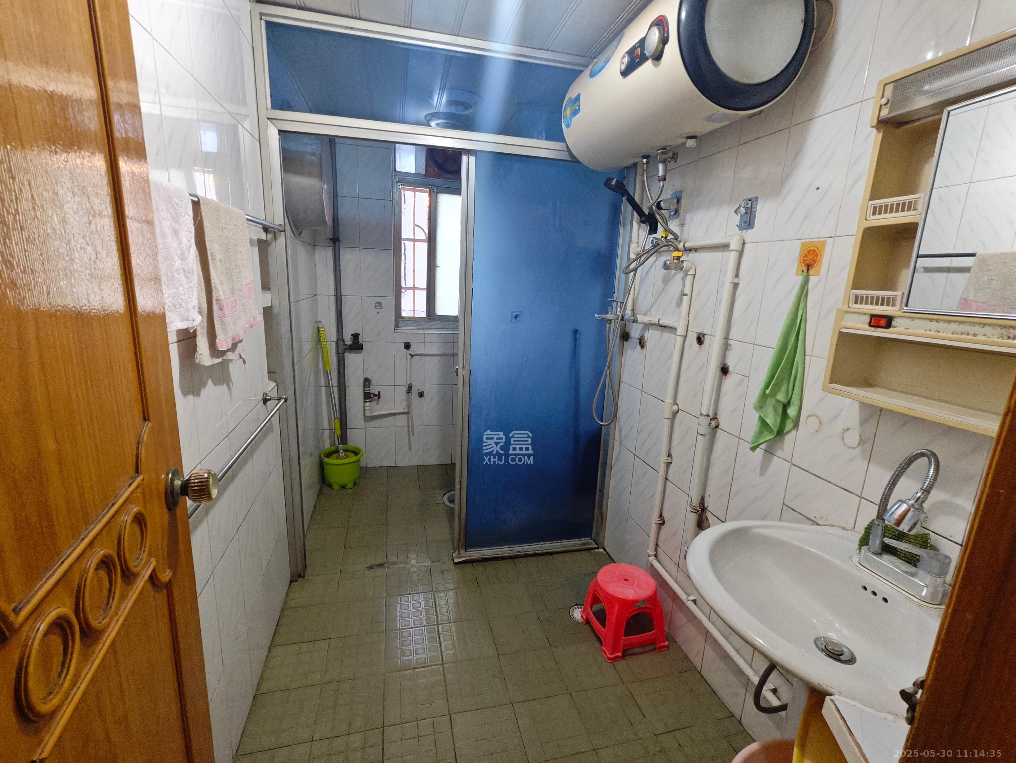 水泵厂宿舍  2室1厅1卫   1300.00元/月室内图